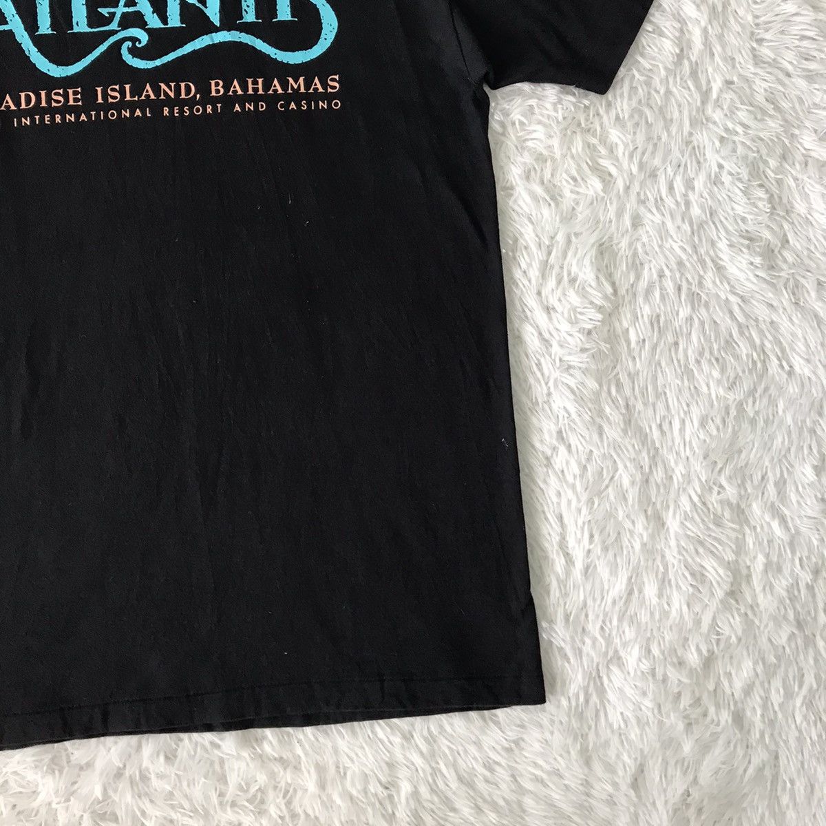 Hanes × Vintage 💥Steals💥Vtg 90s Atlantis Paradise Island Bahamas Tee Size US M / EU 48-50 / 2 - 4 Thumbnail