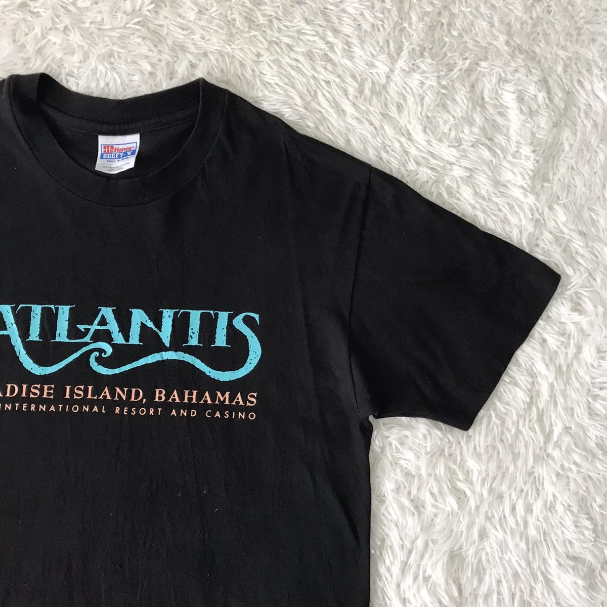 Hanes × Vintage 💥Steals💥Vtg 90s Atlantis Paradise Island Bahamas Tee Size US M / EU 48-50 / 2 - 5 Thumbnail