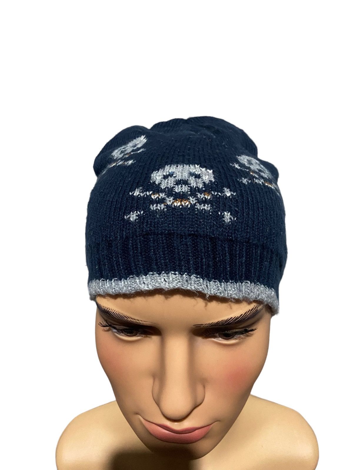 Zara 🔥SALE🔥ZARA SKULLS DESIGN BEANIE Size ONE SIZE - 1 Thumbnail