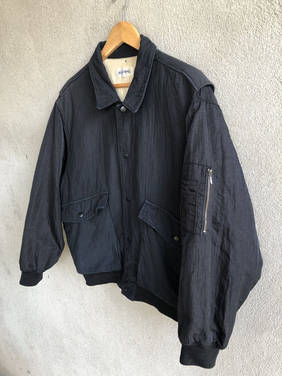 Japanese Brand Vintage BLUEWAY bomber jacket Size US L / EU 52-54 / 3 - 5 Thumbnail