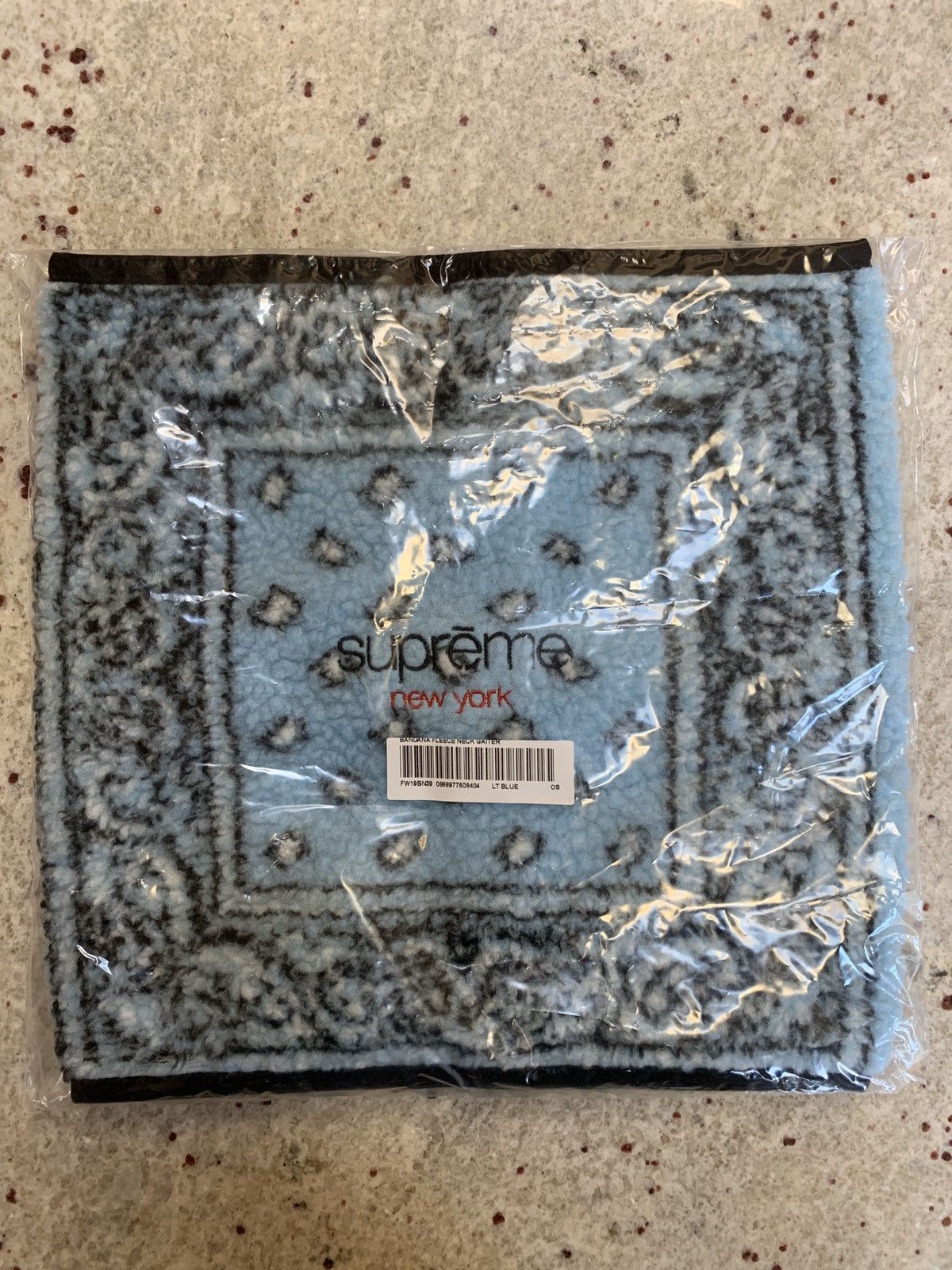 Supreme Neck Gaiter | Grailed