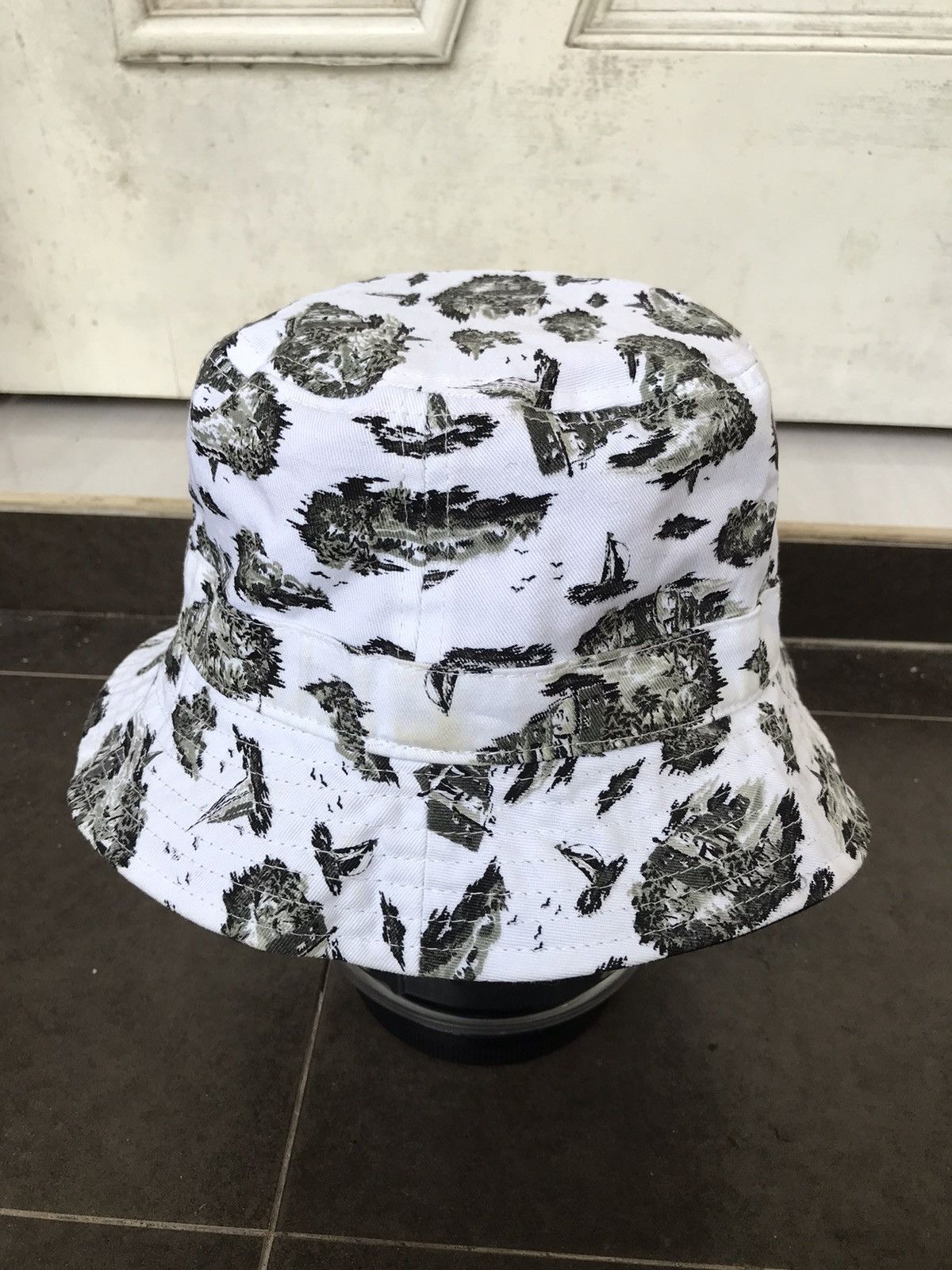 Global Work × Japanese Brand GLOBAL WORK Japan Full Print Reversible Bucket Hat Size ONE SIZE - 2 Thumbnail