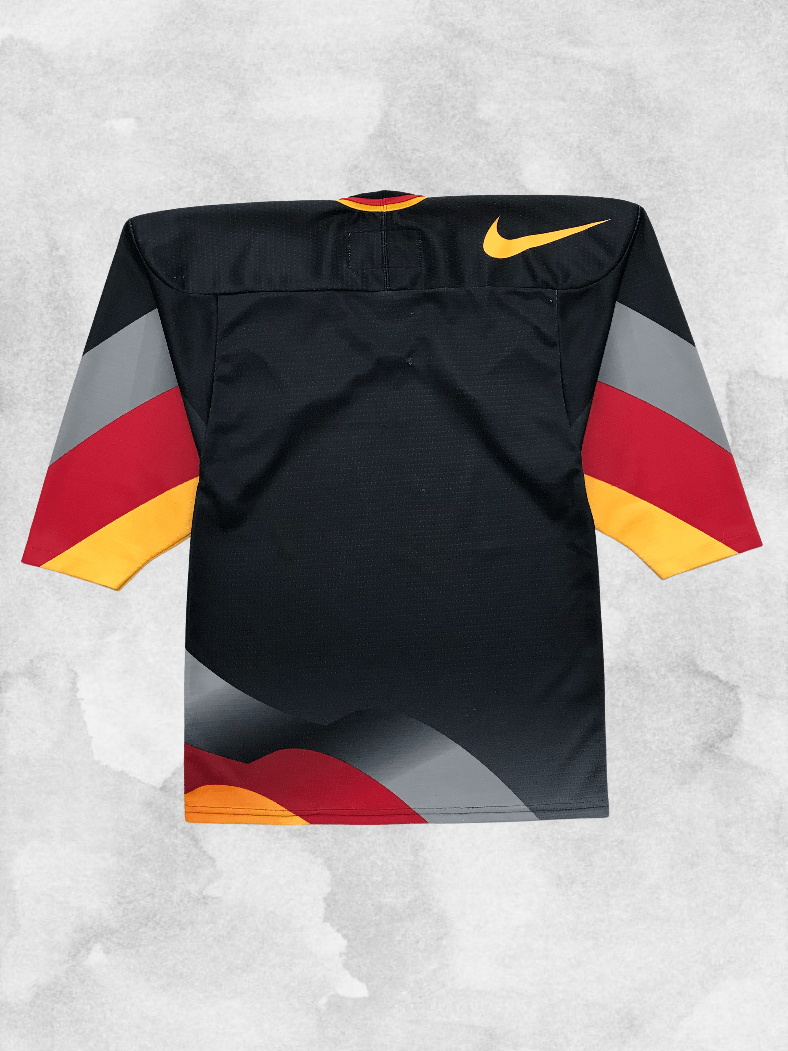 NHL × Nike × Vintage NIKE Germany Hockey 1996 Deutscher Eishockey-Bund Jersey Size US S / EU 44-46 / 1 - 2 Thumbnail