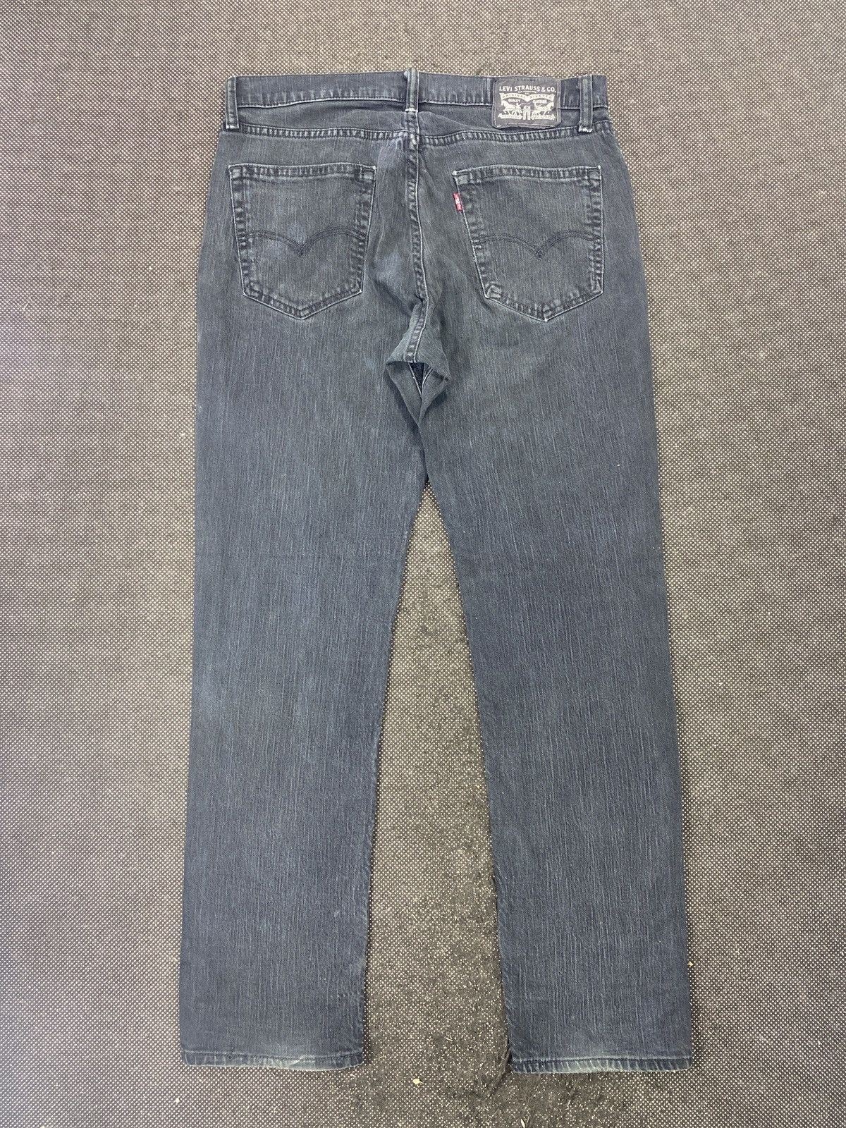 Jean VINTAGE LEVIS BLACK JEANS-J494 Size US 34 / EU 50 - 3 Thumbnail