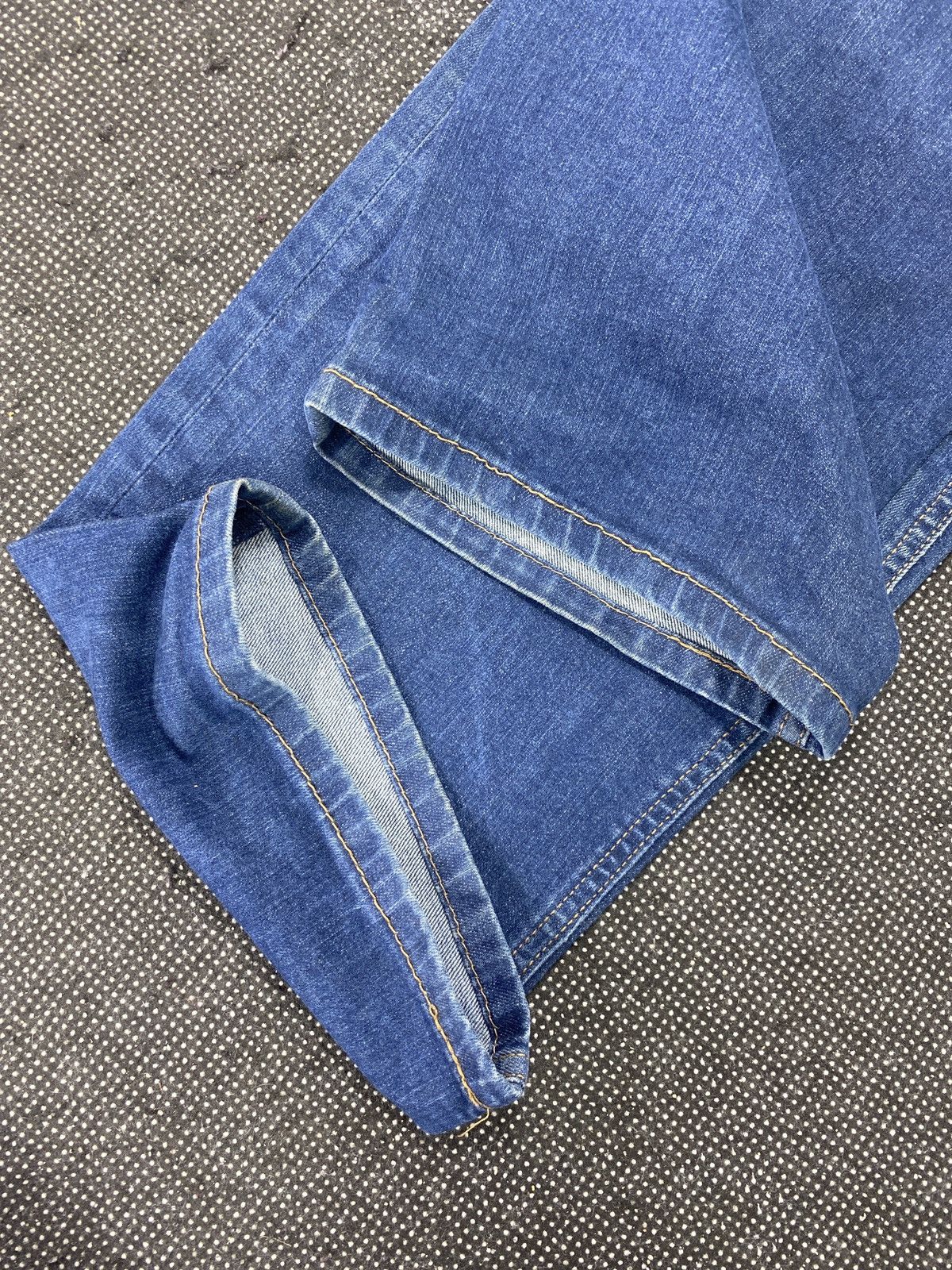 Jean VINTAGE LEVIS 541 BLUE WASH JEANS-J495 Size US 44 / EU 60 - 9 Thumbnail