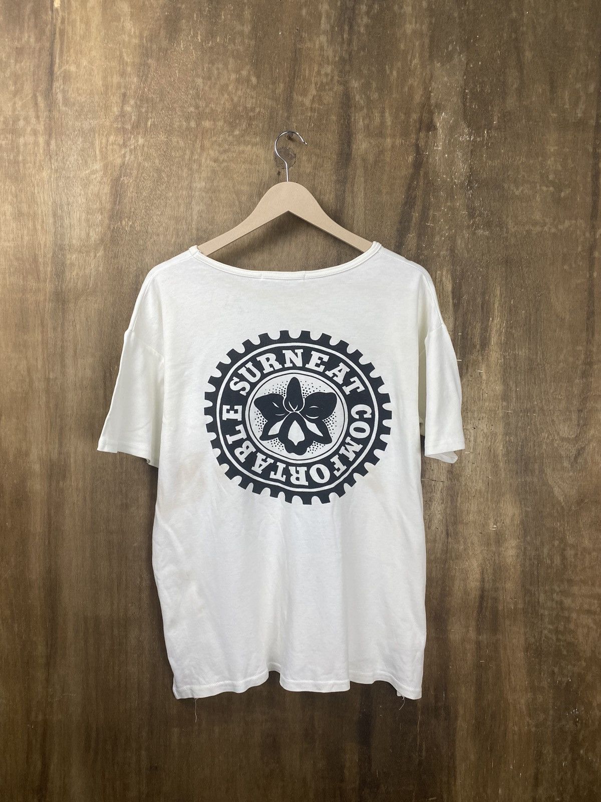 Japanese Brand Surneat Comfortable Natural Wind vintage T-Shirt #Z100 Size US L / EU 52-54 / 3 - 1 Thumbnail