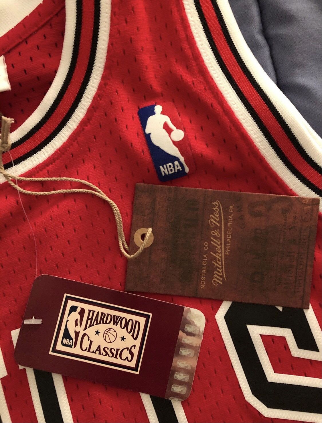 Mitchell & Ness Mitchell and Ness Dennis Rodman Bulls 97-98 Road Jersey Size US M / EU 48-50 / 2 - 6 Thumbnail