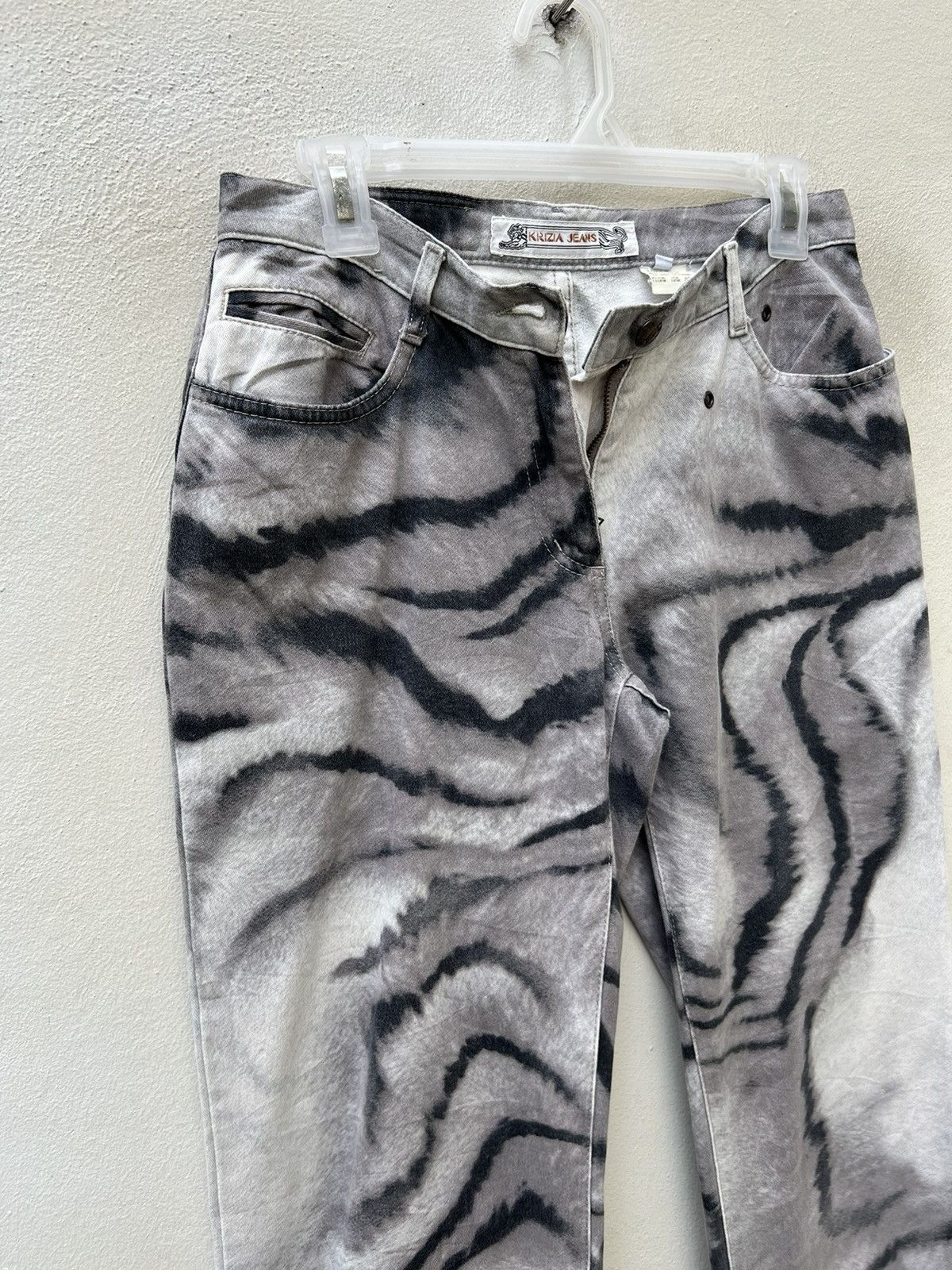 Krizia Uomo Vintage 90s KRIZIA JEANS Tiger Camouflage Women Flare Jeans Size 27" / US 4 / IT 40 - 11 Thumbnail