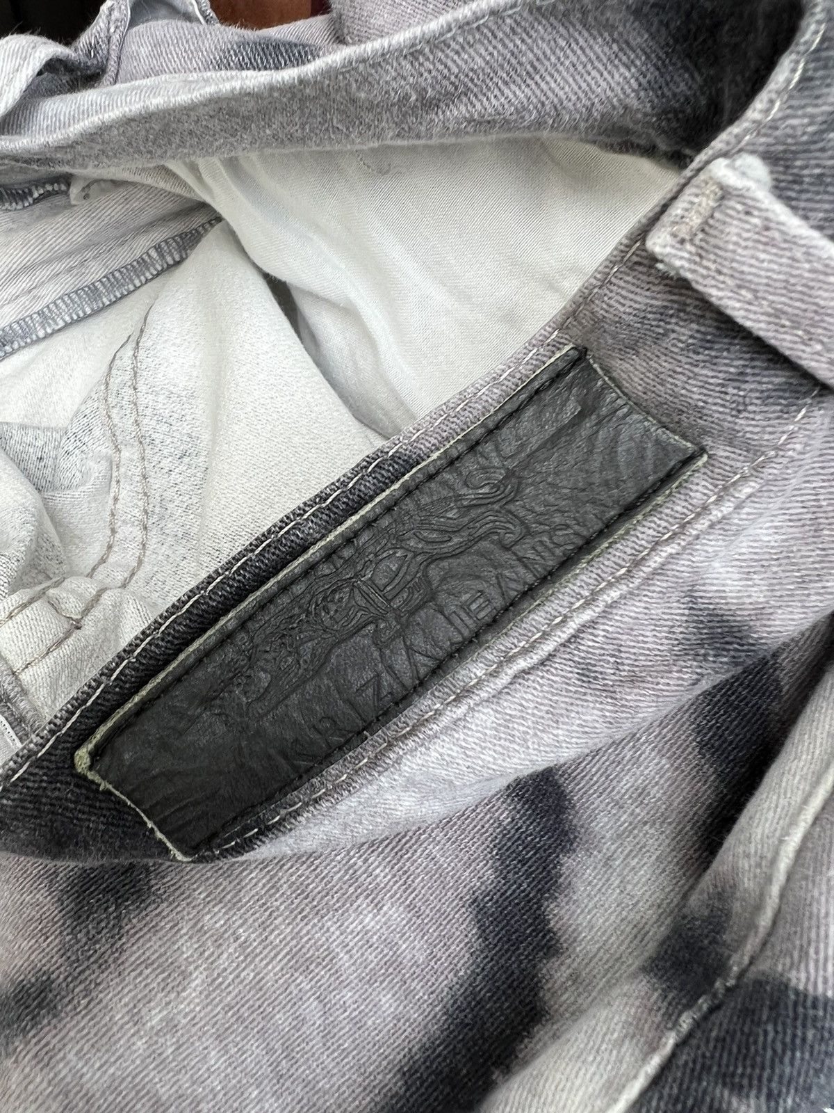 Krizia Uomo Vintage 90s KRIZIA JEANS Tiger Camouflage Women Flare Jeans Size 27" / US 4 / IT 40 - 22 Thumbnail
