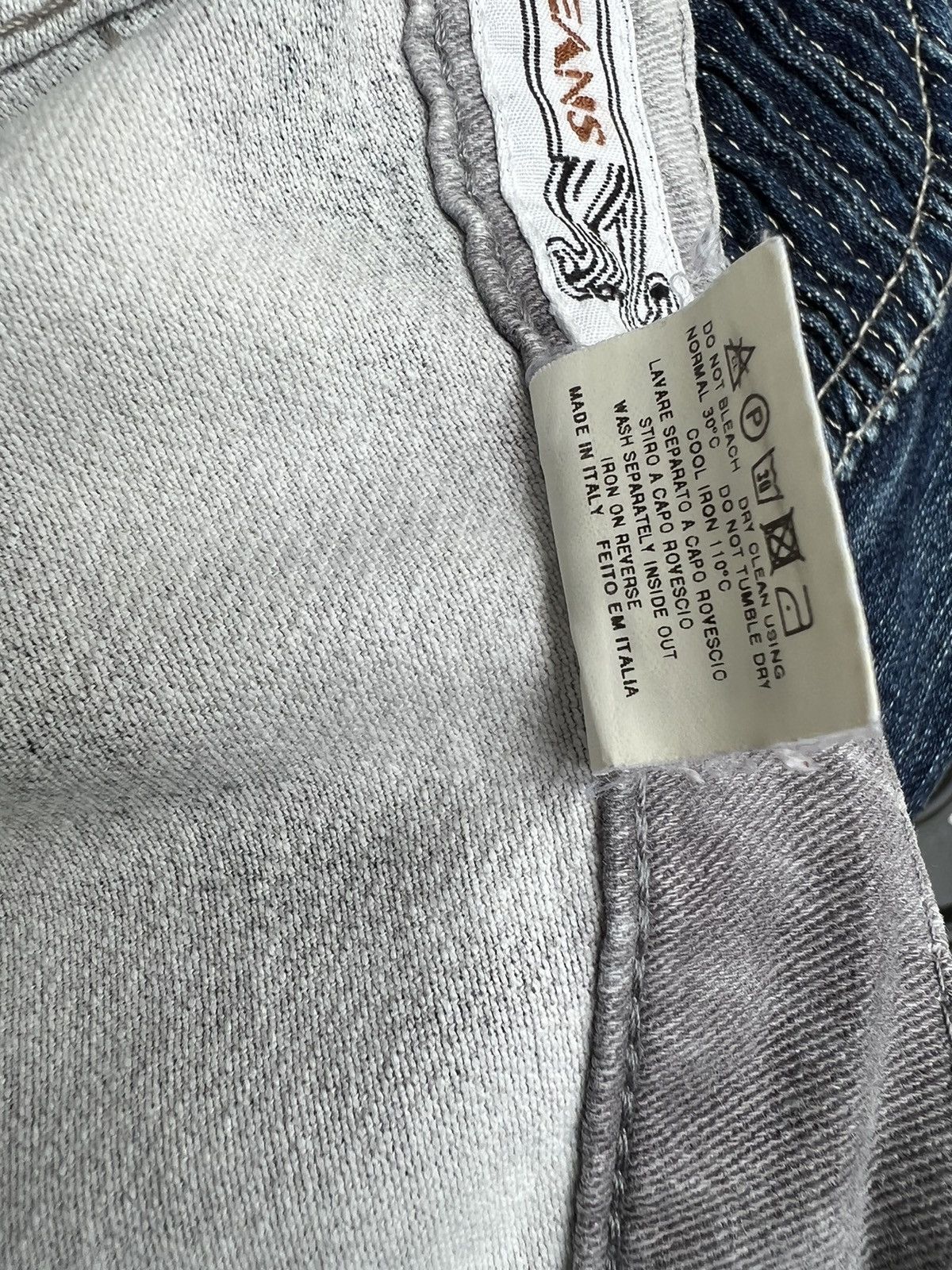 Krizia Uomo Vintage 90s KRIZIA JEANS Tiger Camouflage Women Flare Jeans Size 27" / US 4 / IT 40 - 24 Thumbnail