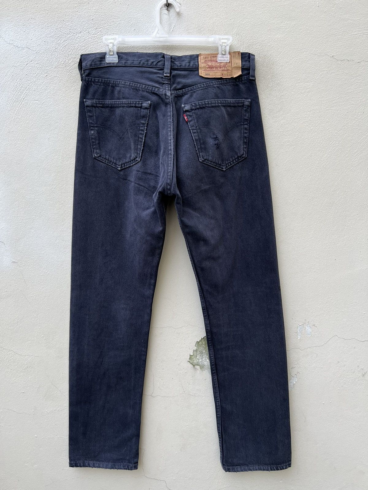 Levi's Vintage 1997 Levi’s 501 Fade Black Denim Jeans Size US 32 / EU 48 - 16 Thumbnail