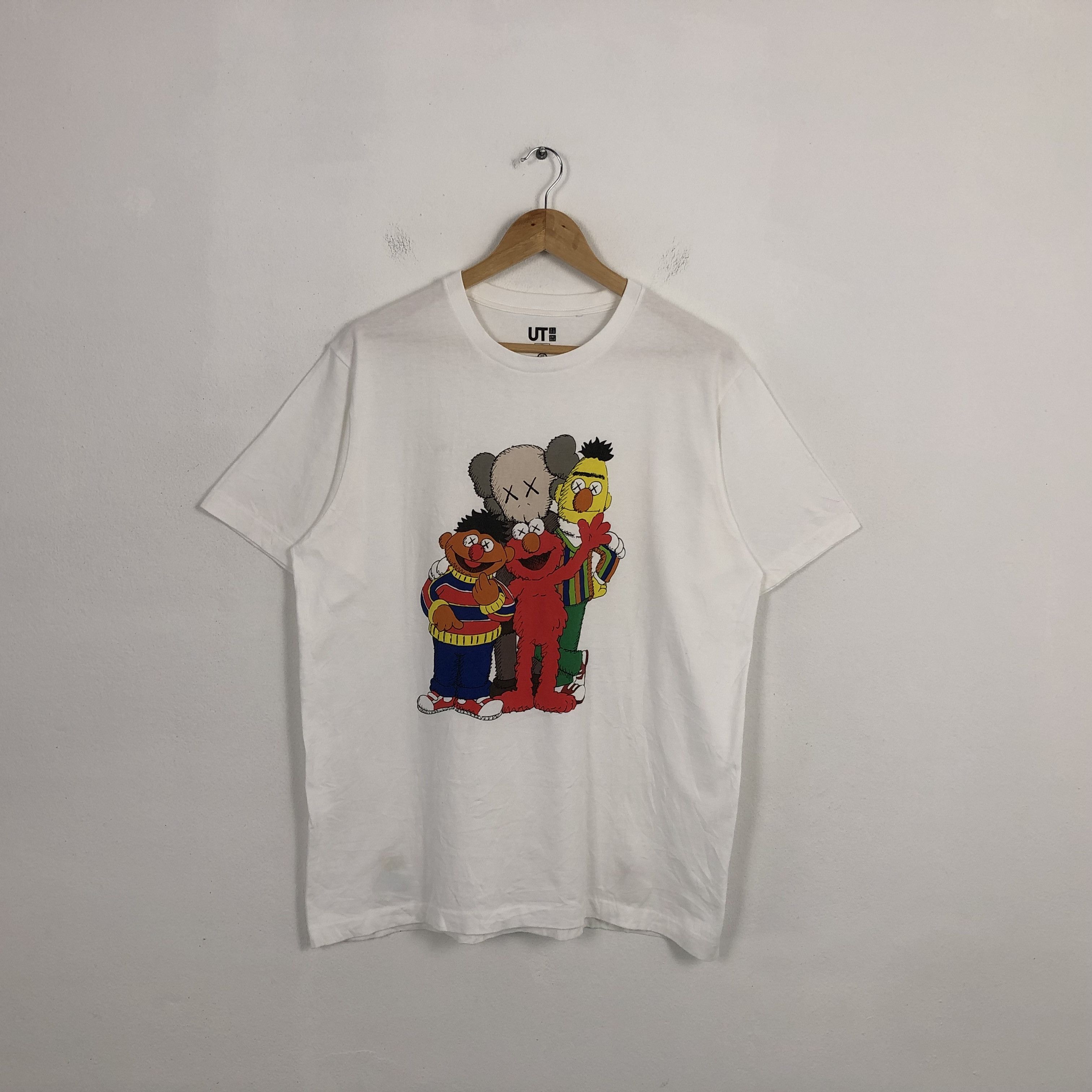 Vintage Kaws Japanese Design Tshirt