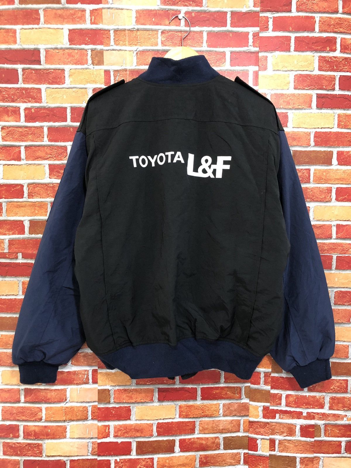 Vintage Vintage Toyota Jacket Size US L / EU 52-54 / 3 - 1 Thumbnail