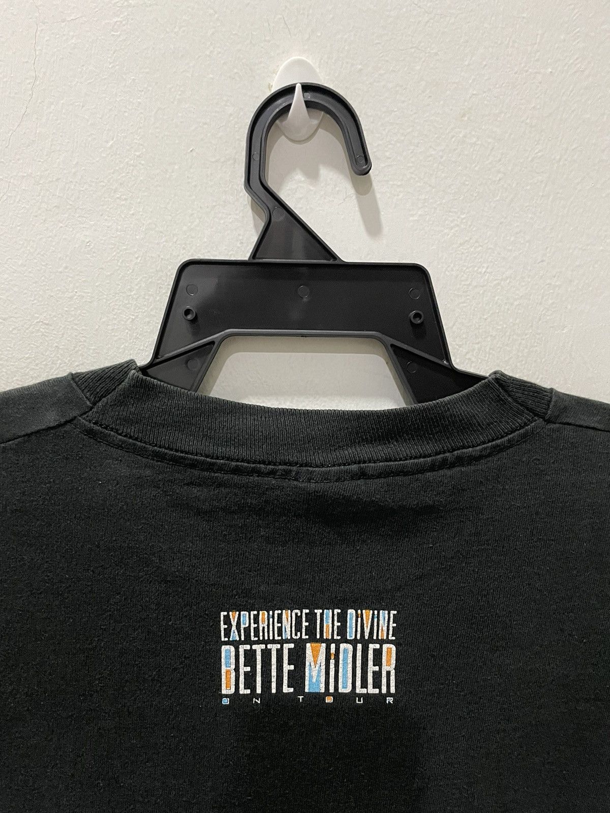 Band Tees × Vintage Vintage 90’s Bette Miller American Actress Tee Size US L / EU 52-54 / 3 - 6 Thumbnail