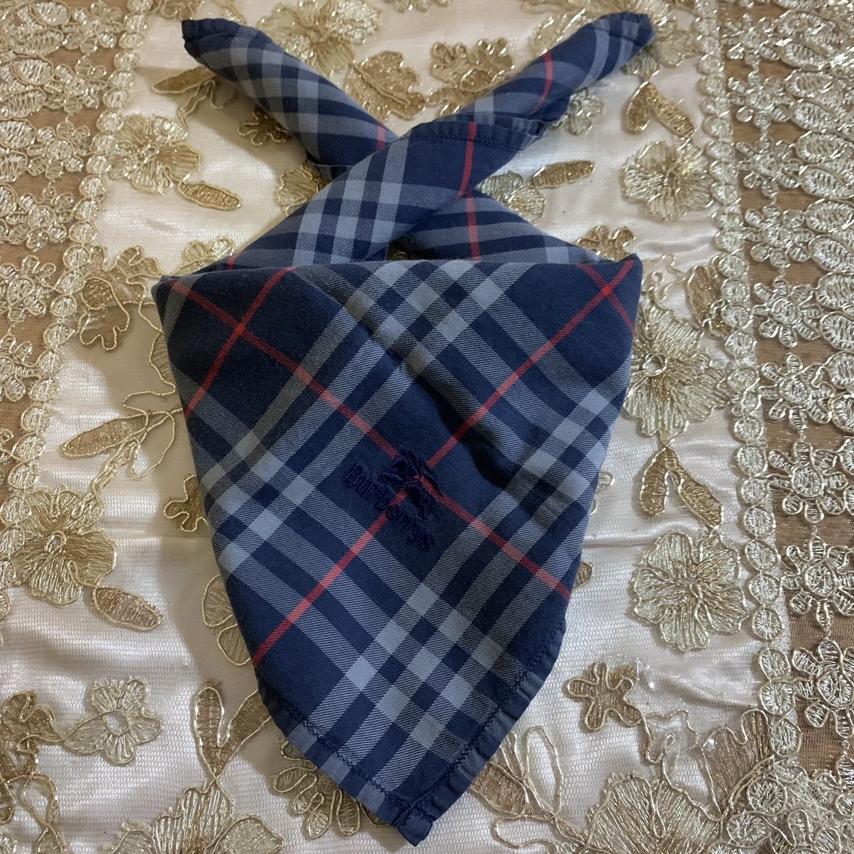 Vintage Burberrys Handkerchief Nova Check Design