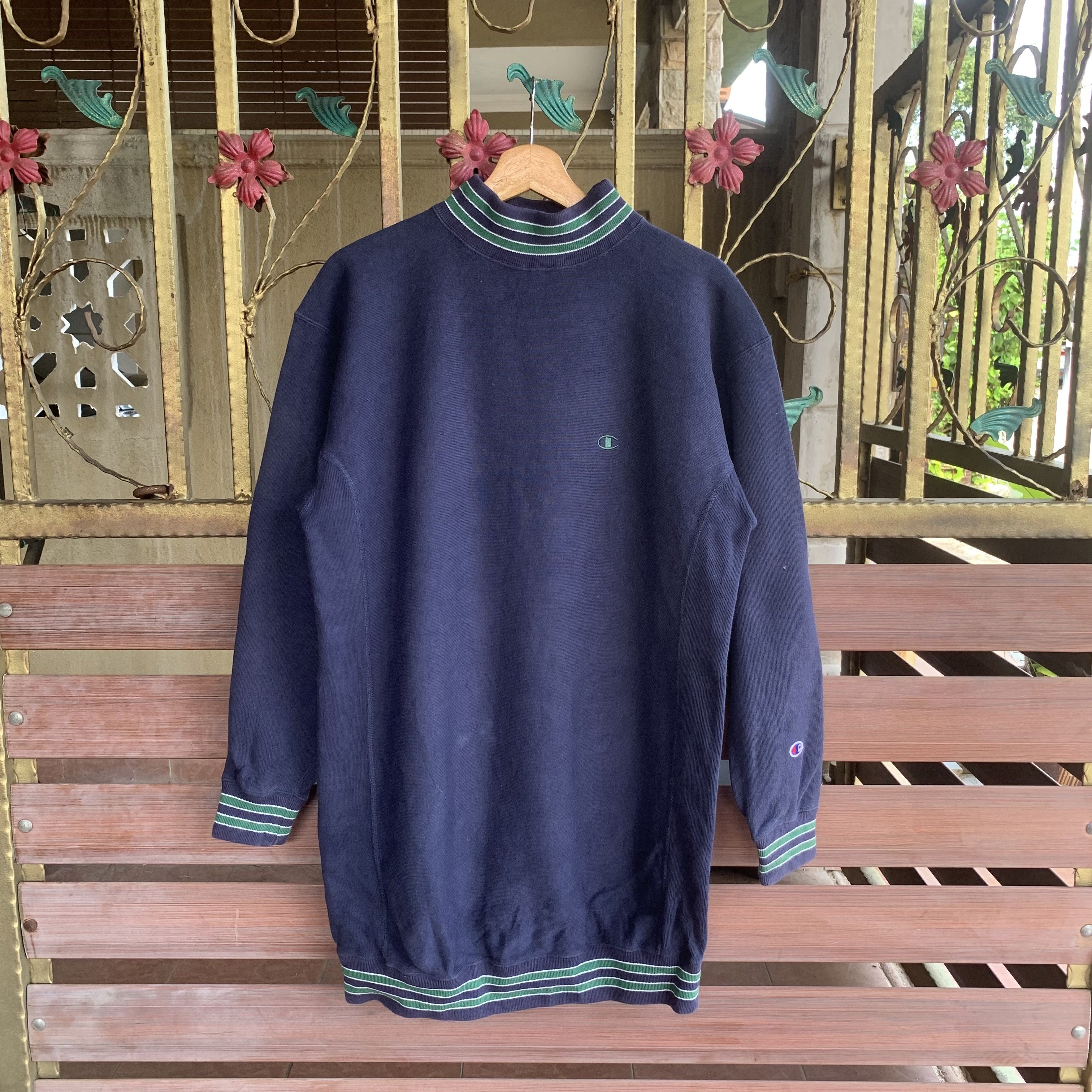 Vintage Champion Reverse Weave Small Logo Sweater
