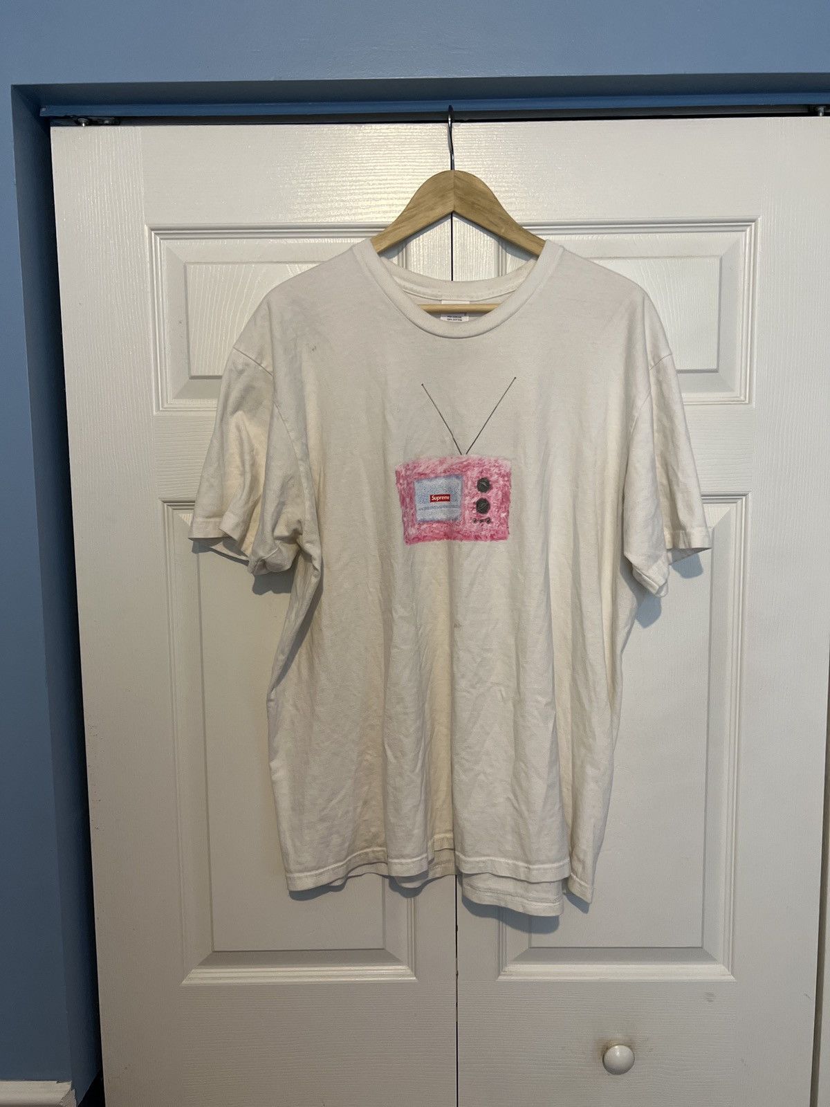 Supreme tv tee grey hotsell