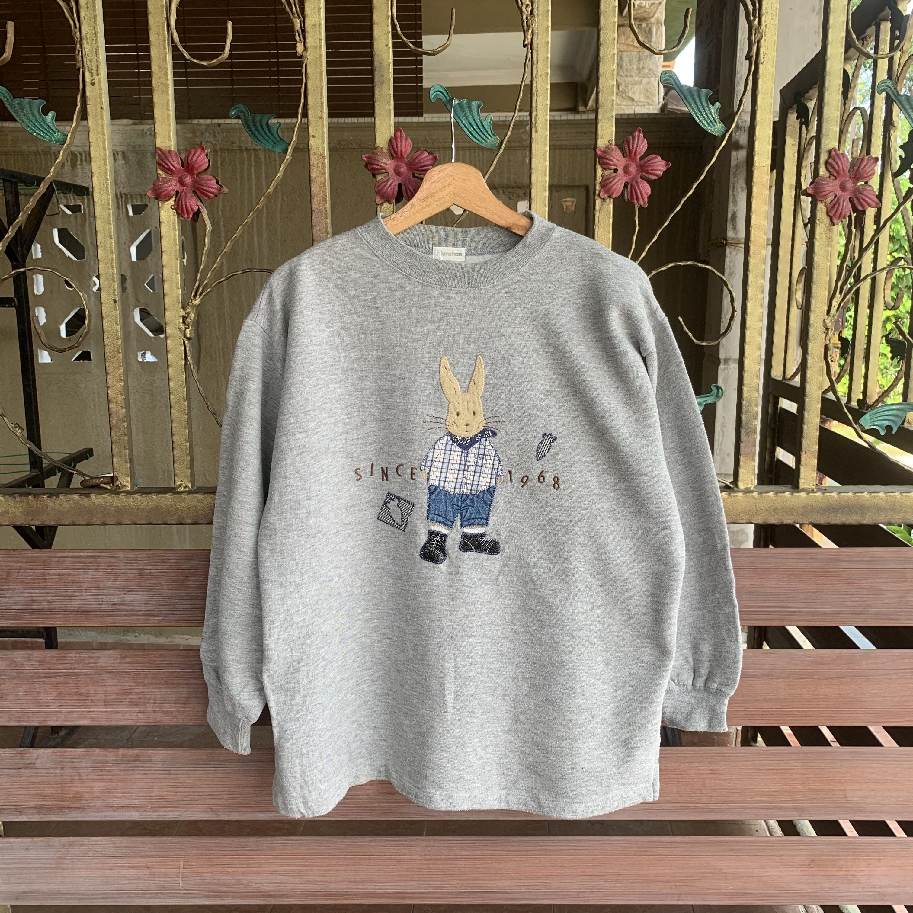 Japanese Brand Japanese Vintage Rabbit Crewneck Jumper Sweater Size US M / EU 48-50 / 2 - 1 Thumbnail