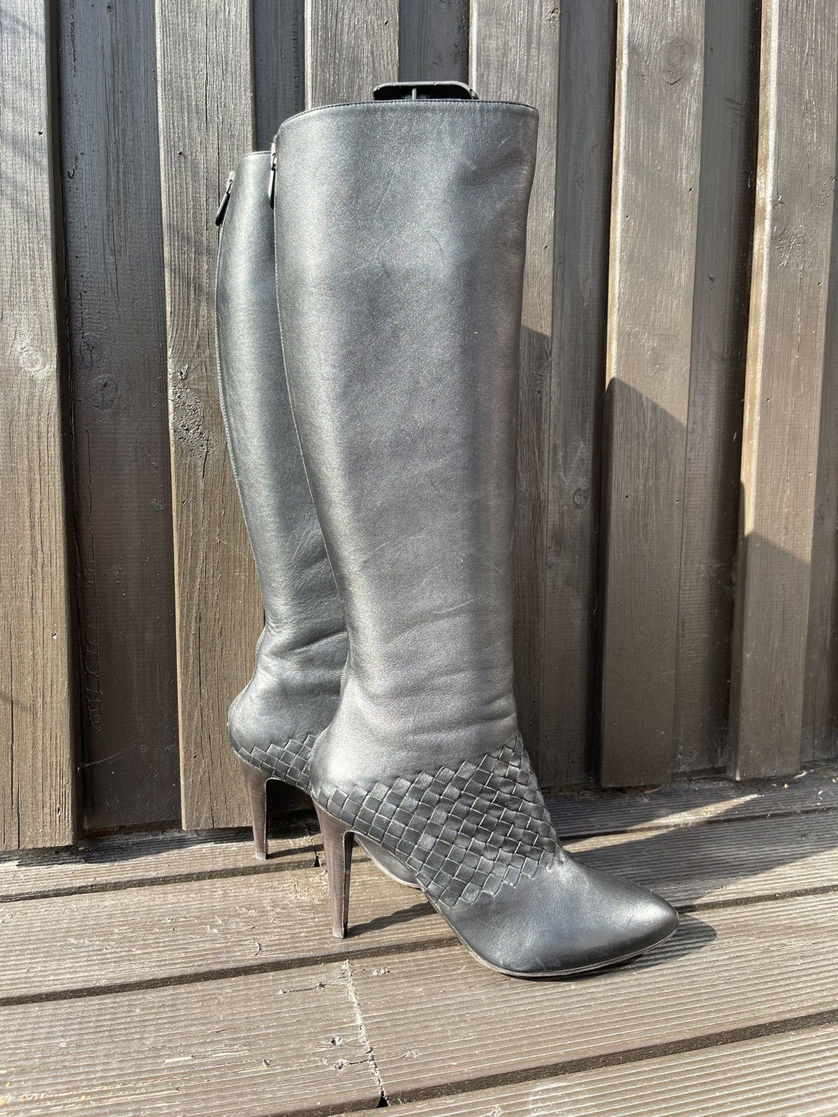 BOTTEGA VENETA DARK BLACK BOOTS