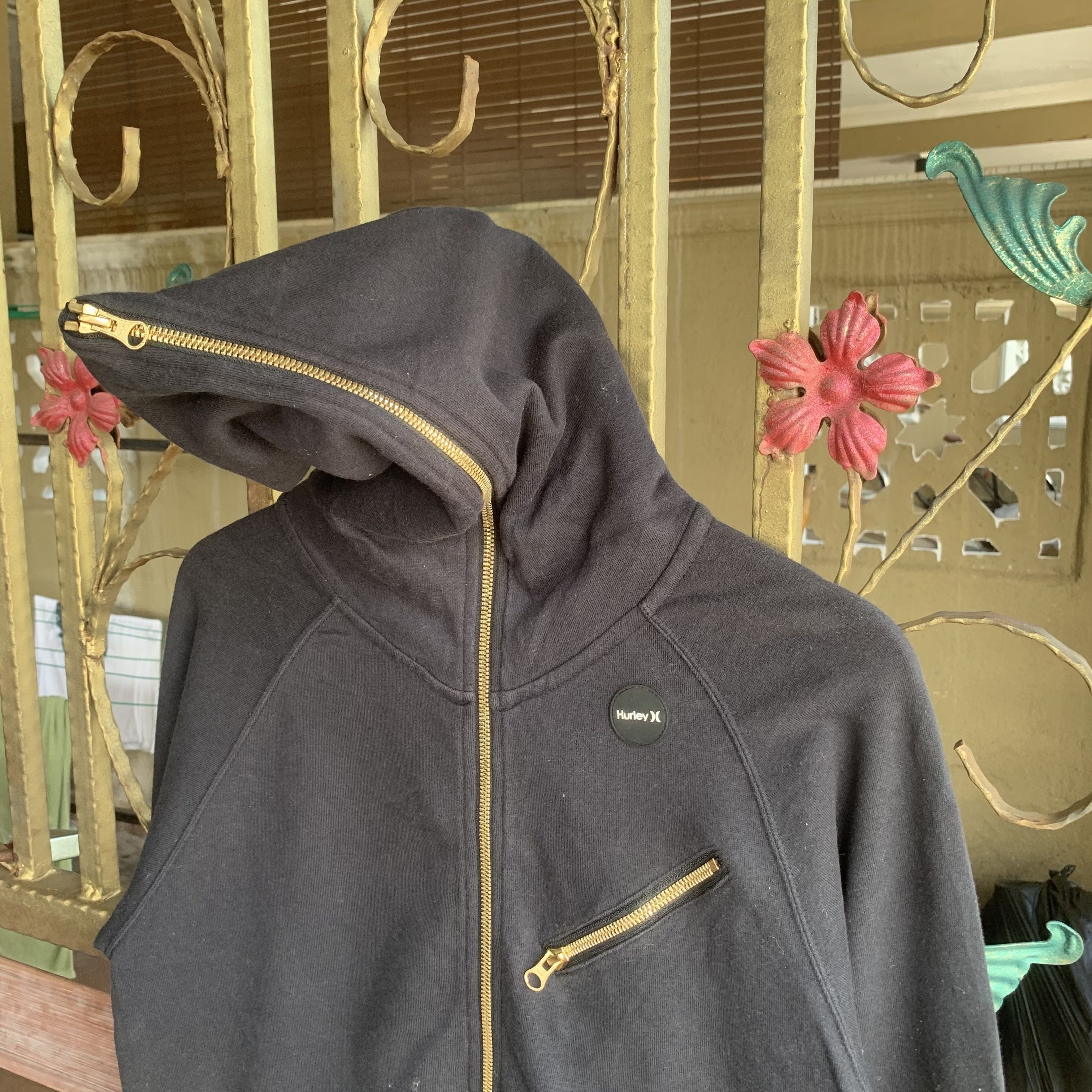 Hurley Vintage Hurley Full Zip Hoodie Sweater Jacket Size US S / EU 44-46 / 1 - 3 Thumbnail