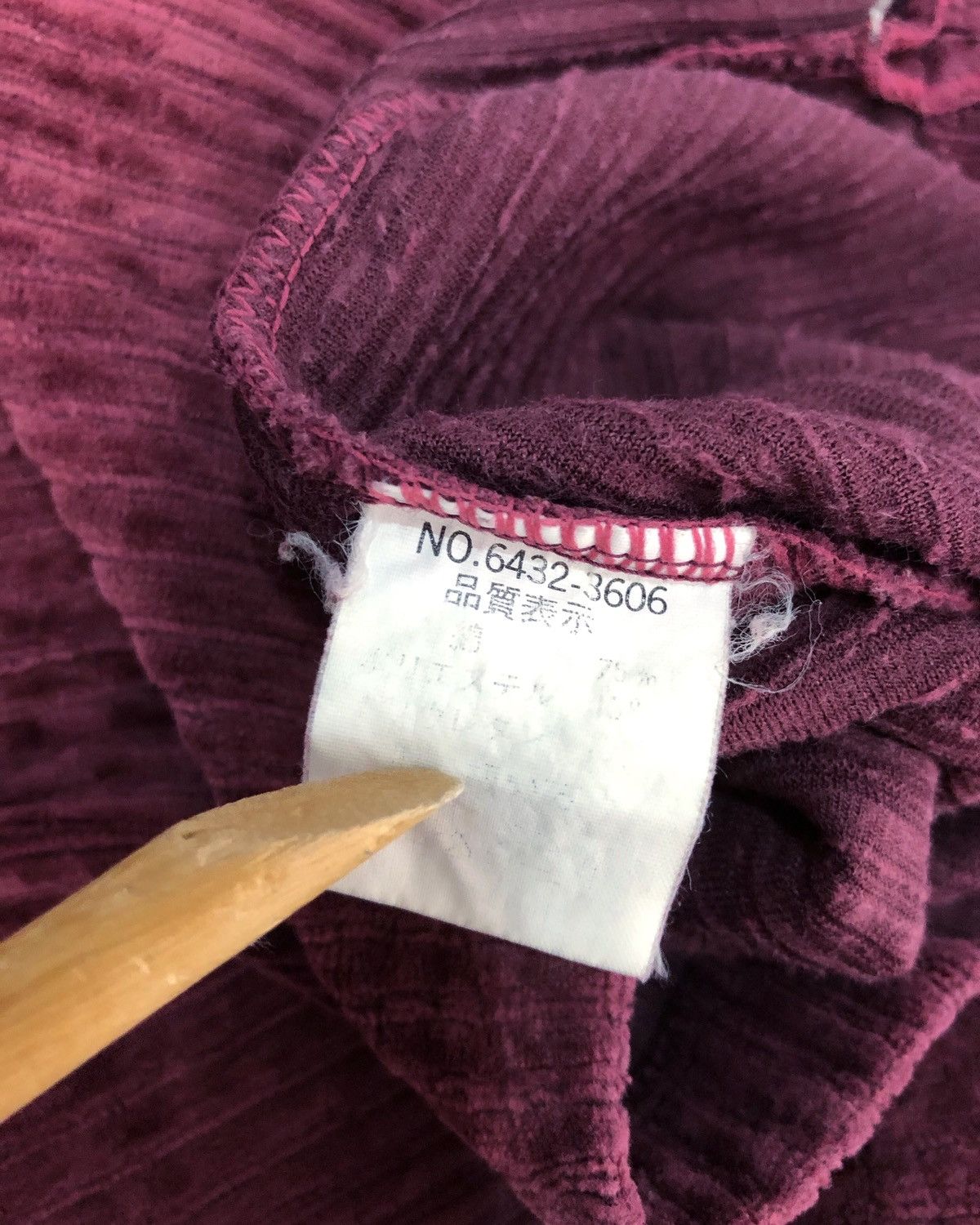 Vintage COMBO 2 Pieces Vintage Lucky Strike Corduroy Turtlenecks Size US L / EU 52-54 / 3 - 17 Thumbnail