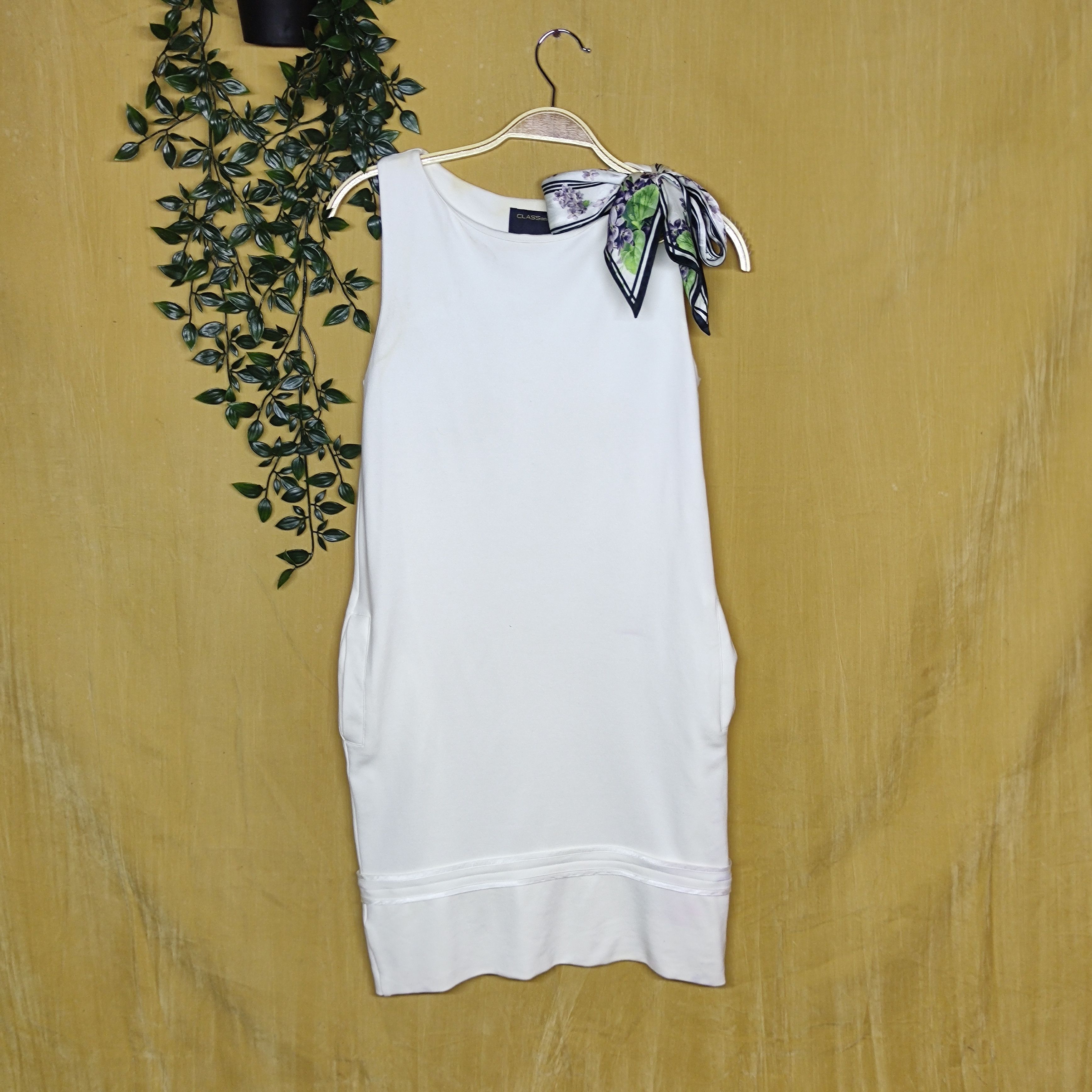Roberto Cavalli A16 Roberto Cavalli dress Size US S / EU 44-46 / 1 - 1 Thumbnail