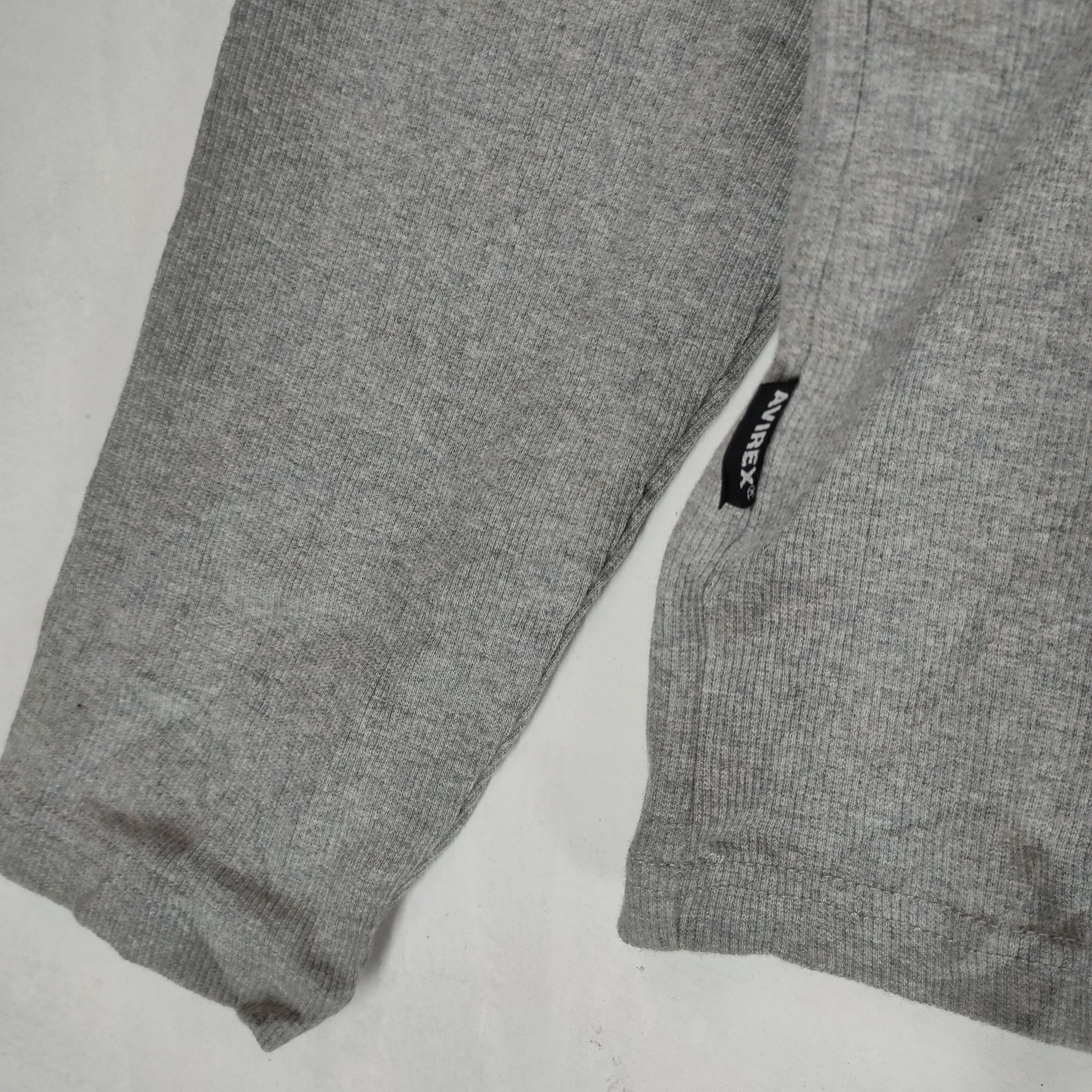 Avirex AVIREX USA Plain Simple Design Crewneck Sweatshirt Size US M / EU 48-50 / 2 - 2 Thumbnail