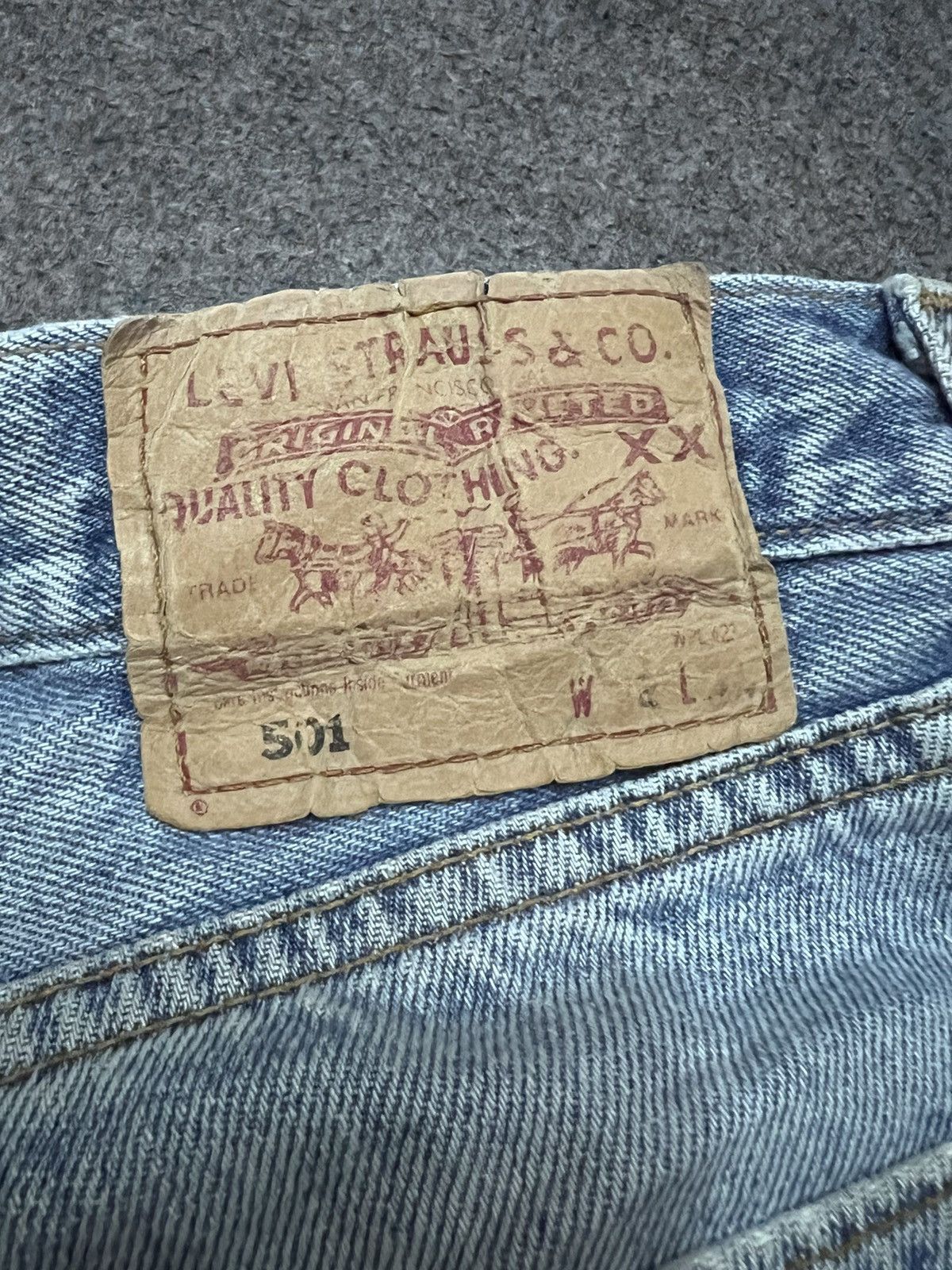 Levi's THRASHED DISTRESSED SHORT PANT DENIM LEVIS Size US 31 - 2 Thumbnail