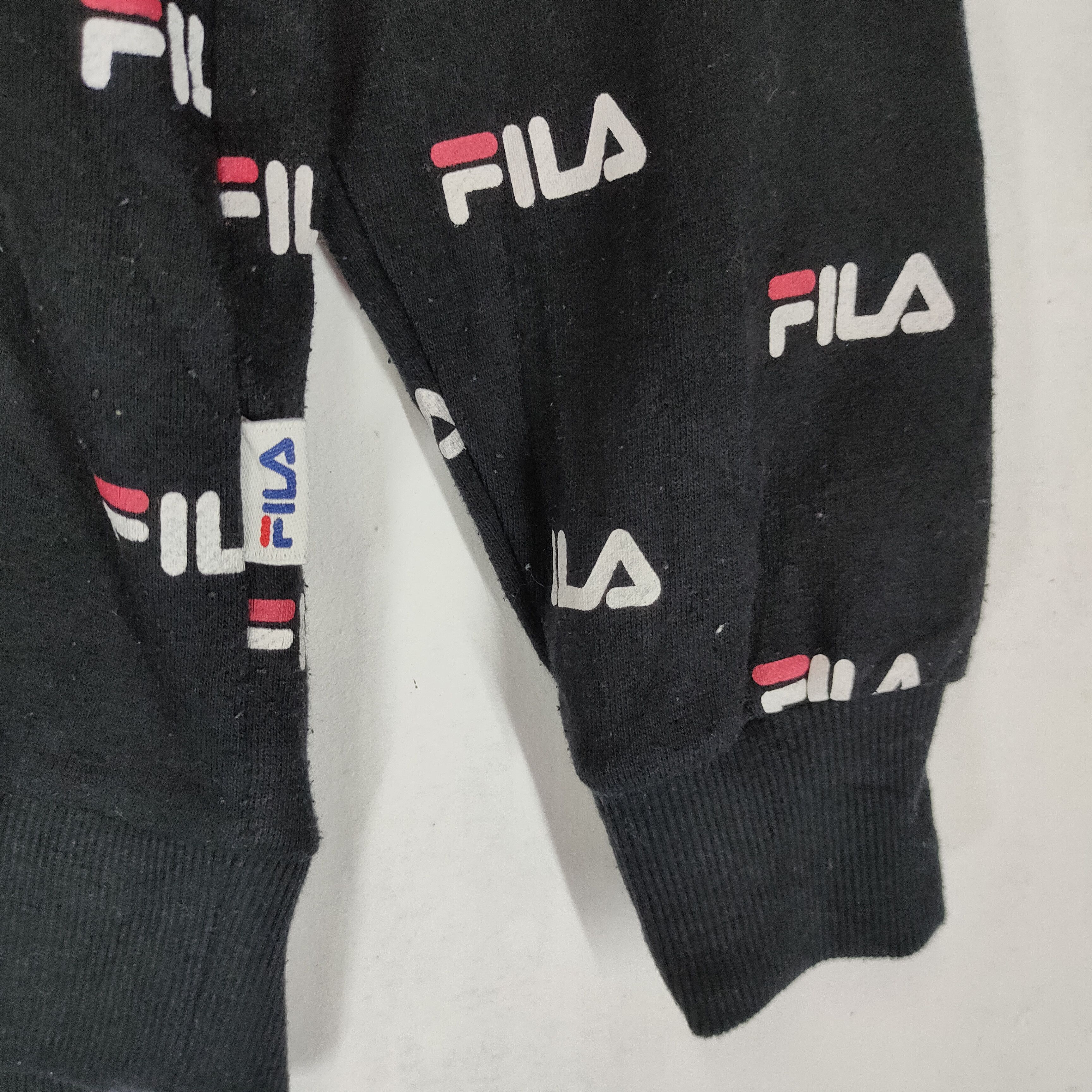 Fila FILA FULL PRINT Hoodie Big Logo Full Zipper Sweater Size US S / EU 44-46 / 1 - 3 Thumbnail