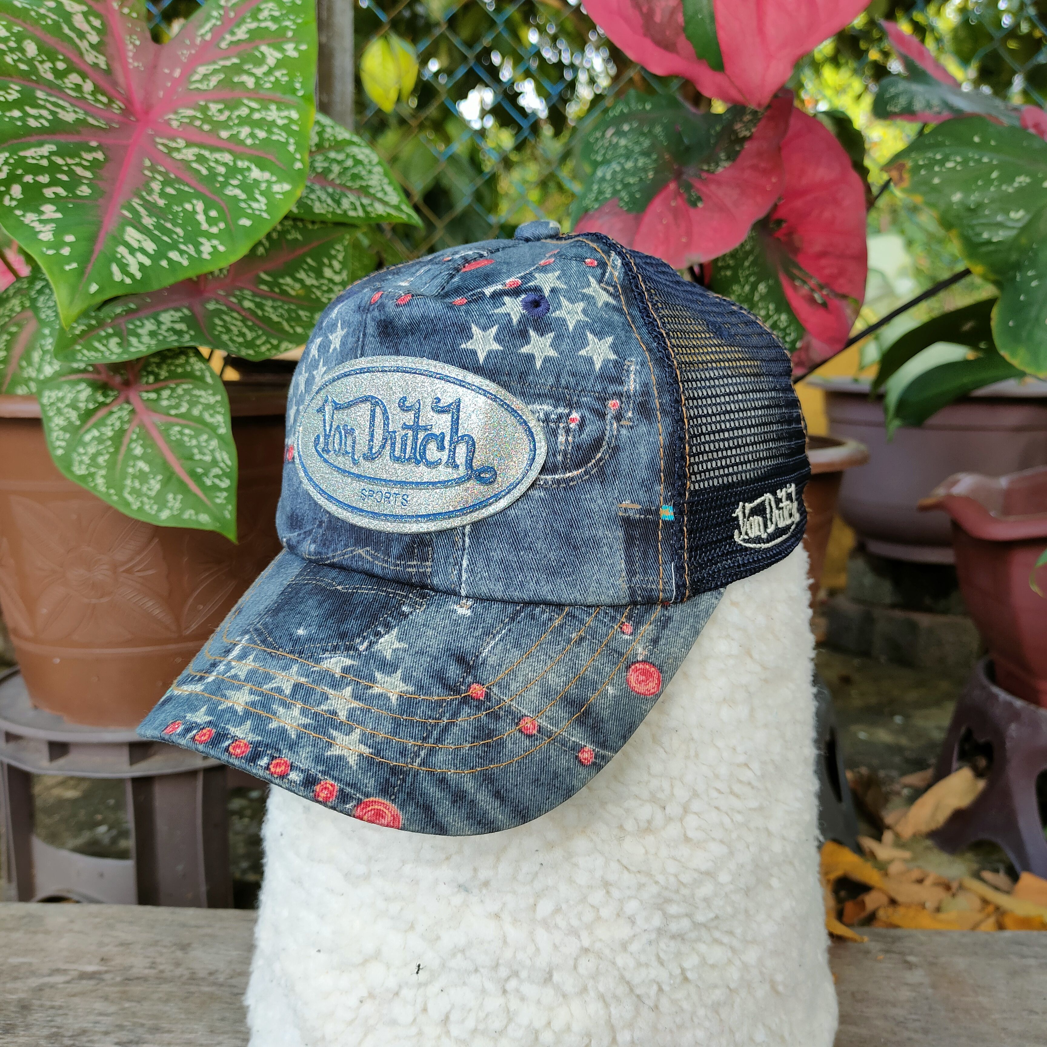 Vintage Vintage VON DUTCH Denim Jeans Pattern Patches Trucker Cap Size ONE SIZE - 1 Thumbnail