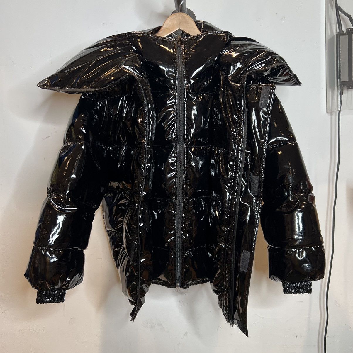 Vetements Vetements MS Webcam Puffer Jacket Size US S / EU 44-46 / 1 - 1 Thumbnail