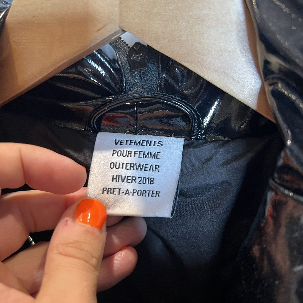 Vetements Vetements MS Webcam Puffer Jacket Size US S / EU 44-46 / 1 - 5 Thumbnail