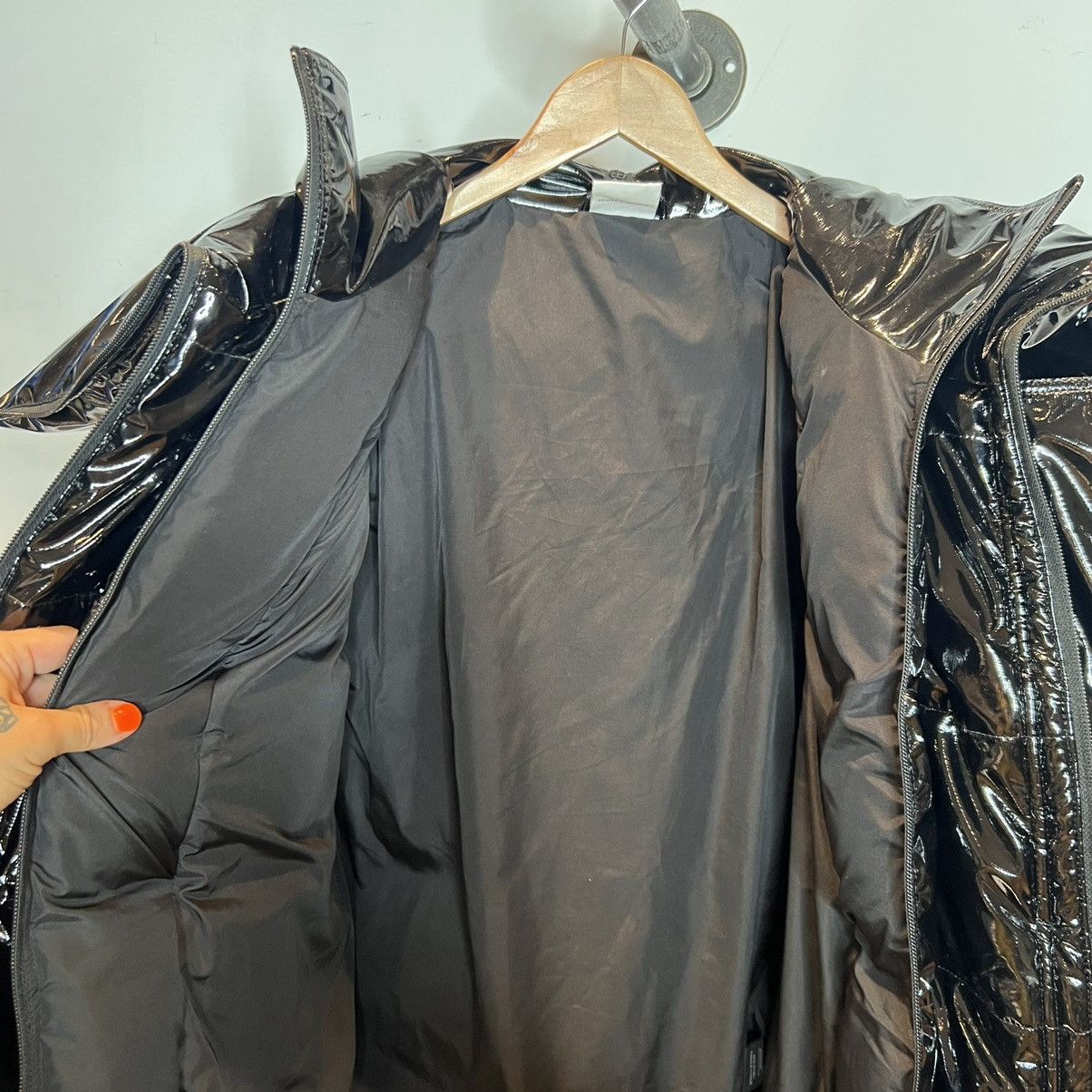 Vetements Vetements MS Webcam Puffer Jacket Size US S / EU 44-46 / 1 - 4 Thumbnail