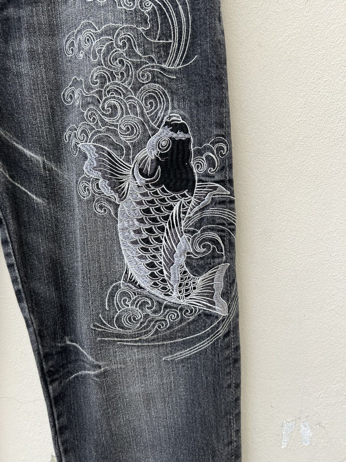 Karakuri Tamashii Vintage Japan Brand Embroidery Koi Fish Denim Jeans Size US 30 / EU 46 - 9 Thumbnail