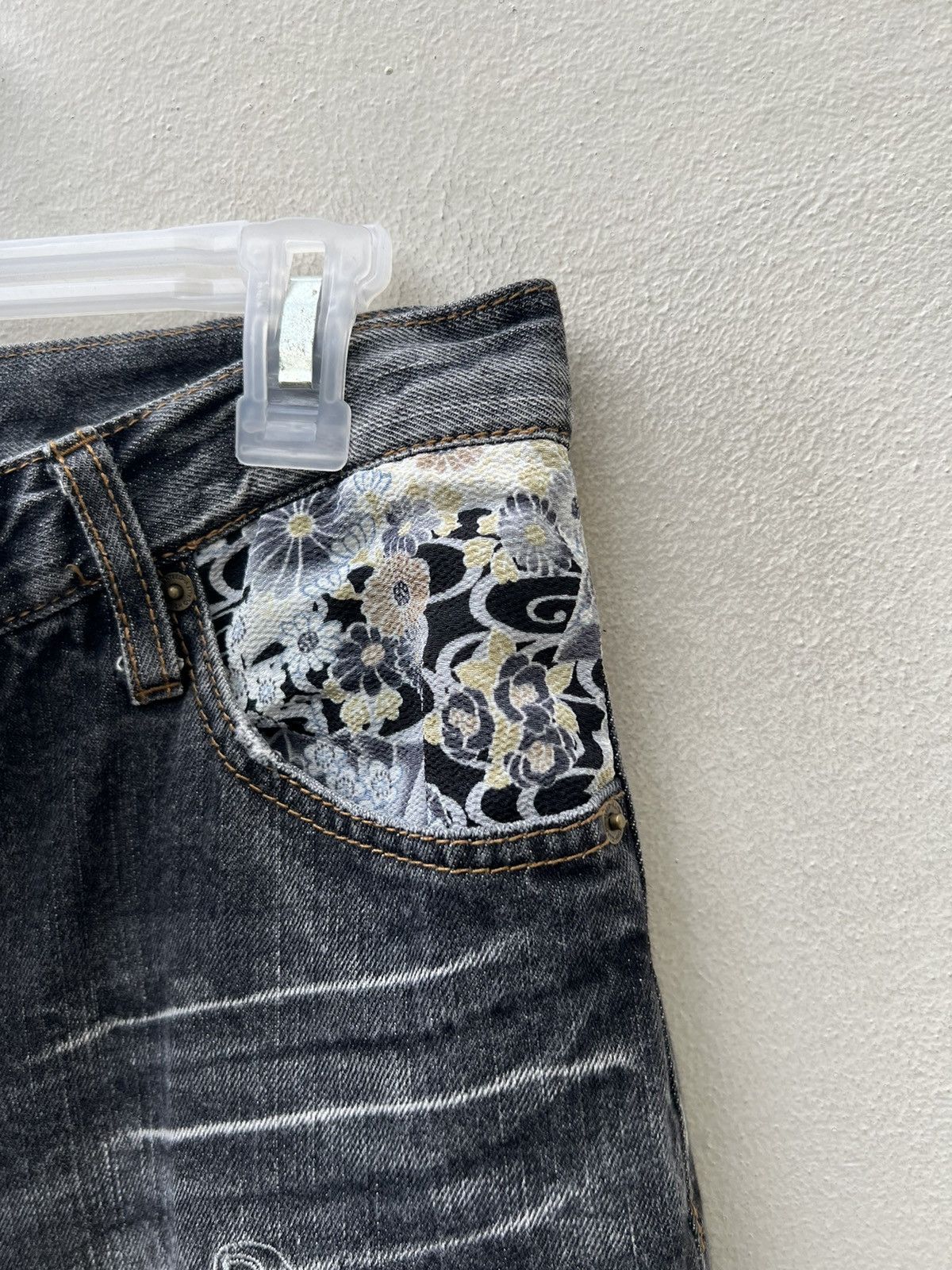 Karakuri Tamashii Vintage Japan Brand Embroidery Koi Fish Denim Jeans Size US 30 / EU 46 - 8 Thumbnail