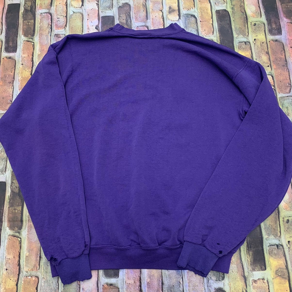 Vintage Vintage UMass sweatshirt Size US L / EU 52-54 / 3 - 2 Thumbnail
