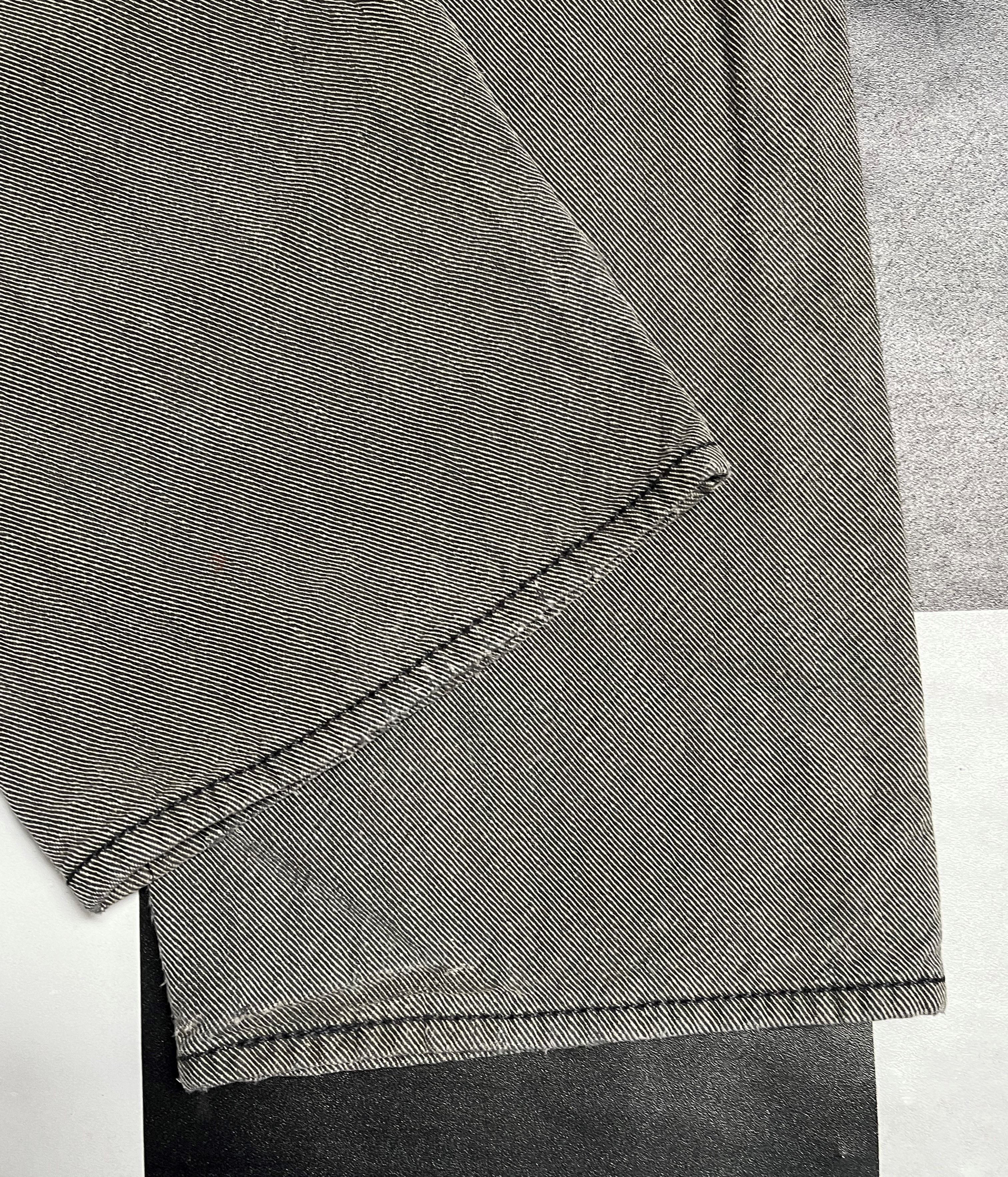 Levi's × Vintage Vintage Levis 501 Jeans L92 Size US 31 - 8 Thumbnail