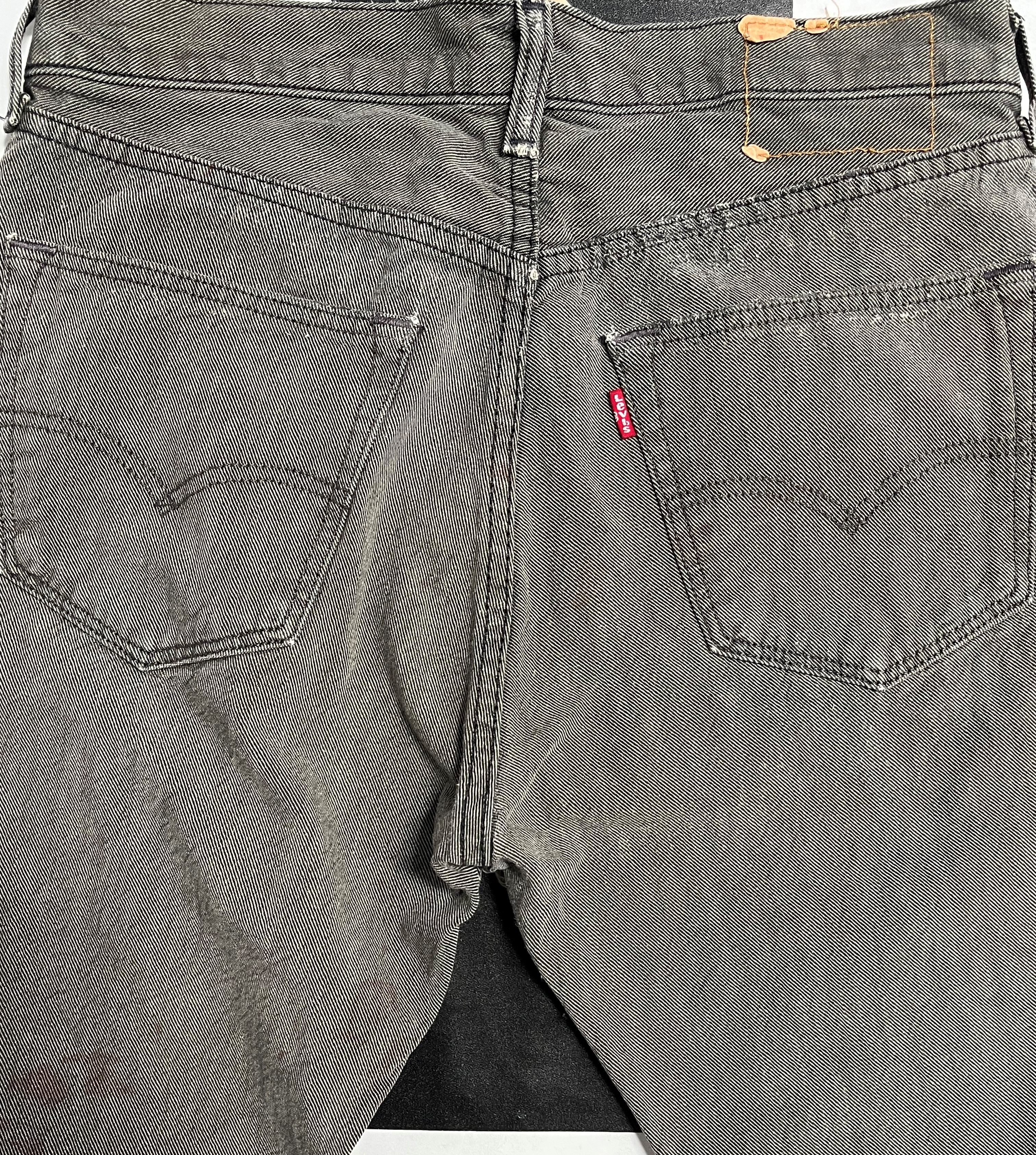 Levi's × Vintage Vintage Levis 501 Jeans L92 Size US 31 - 7 Thumbnail