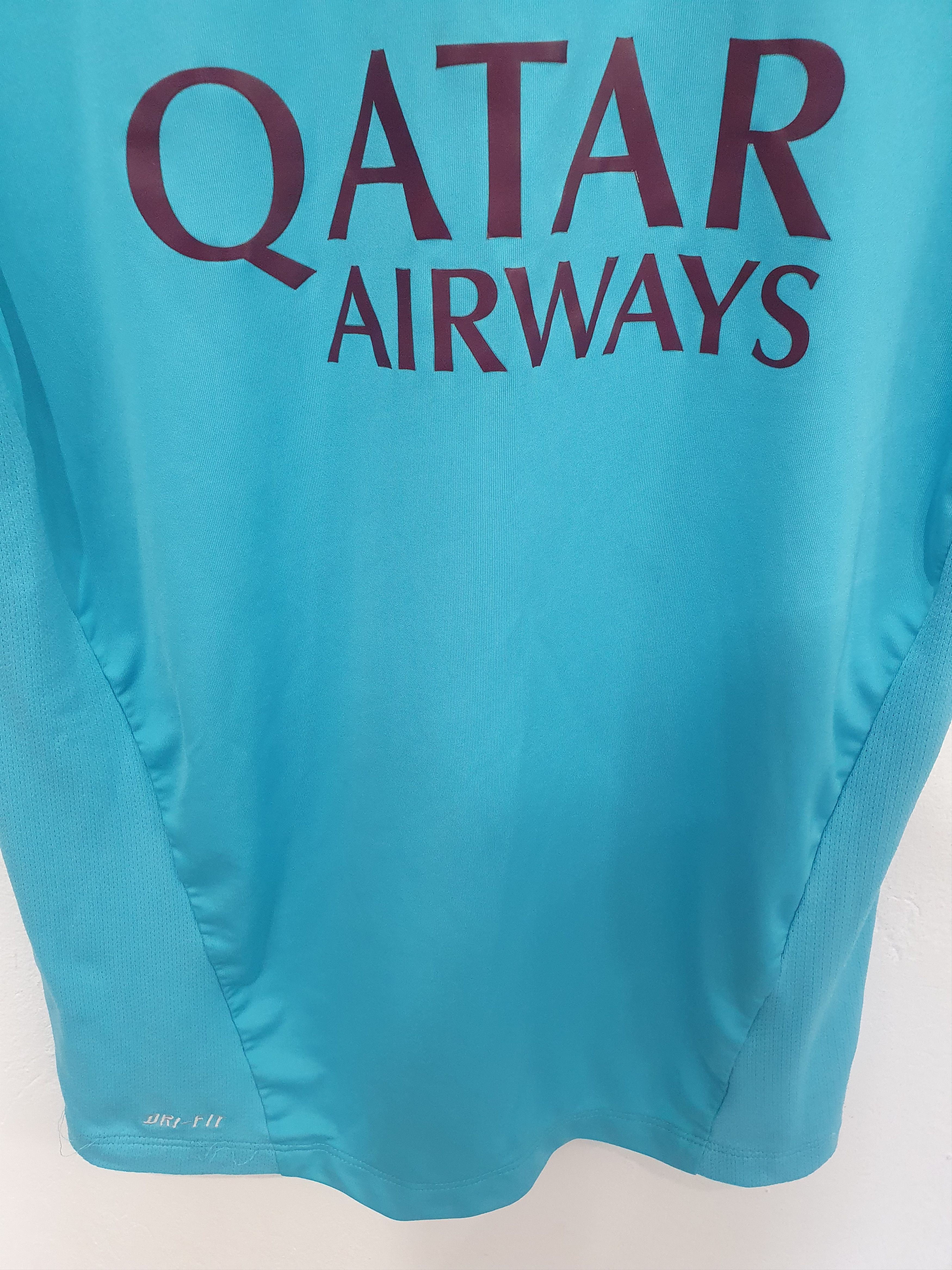 Nike NIKE FC BARCELONA SIZE M 2014 TRAINING SHIRT Size US M / EU 48-50 / 2 - 4 Thumbnail
