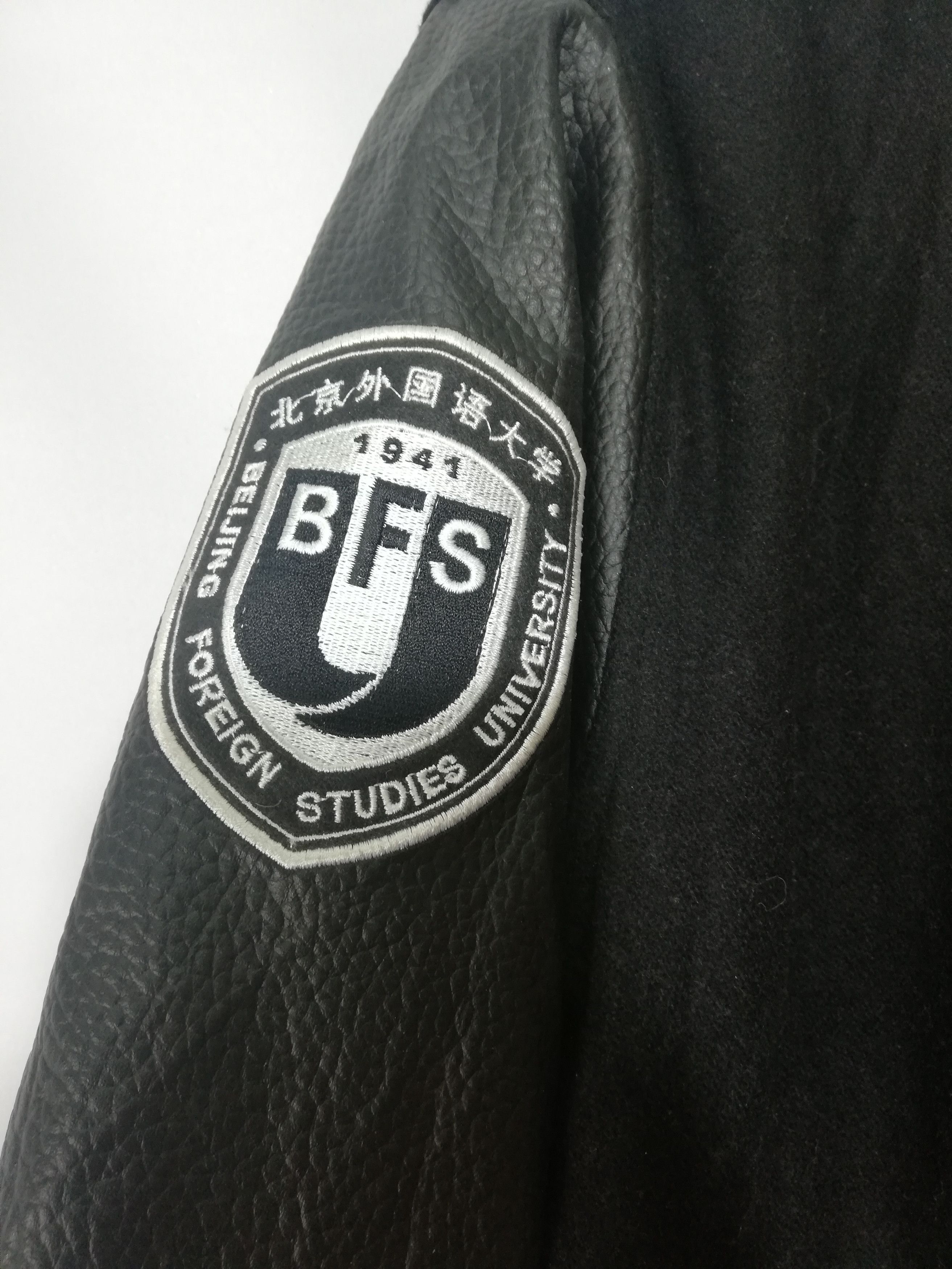 Japanese Brand BFSU Beijing foreign studies University bomber jacket Size US M / EU 48-50 / 2 - 4 Thumbnail