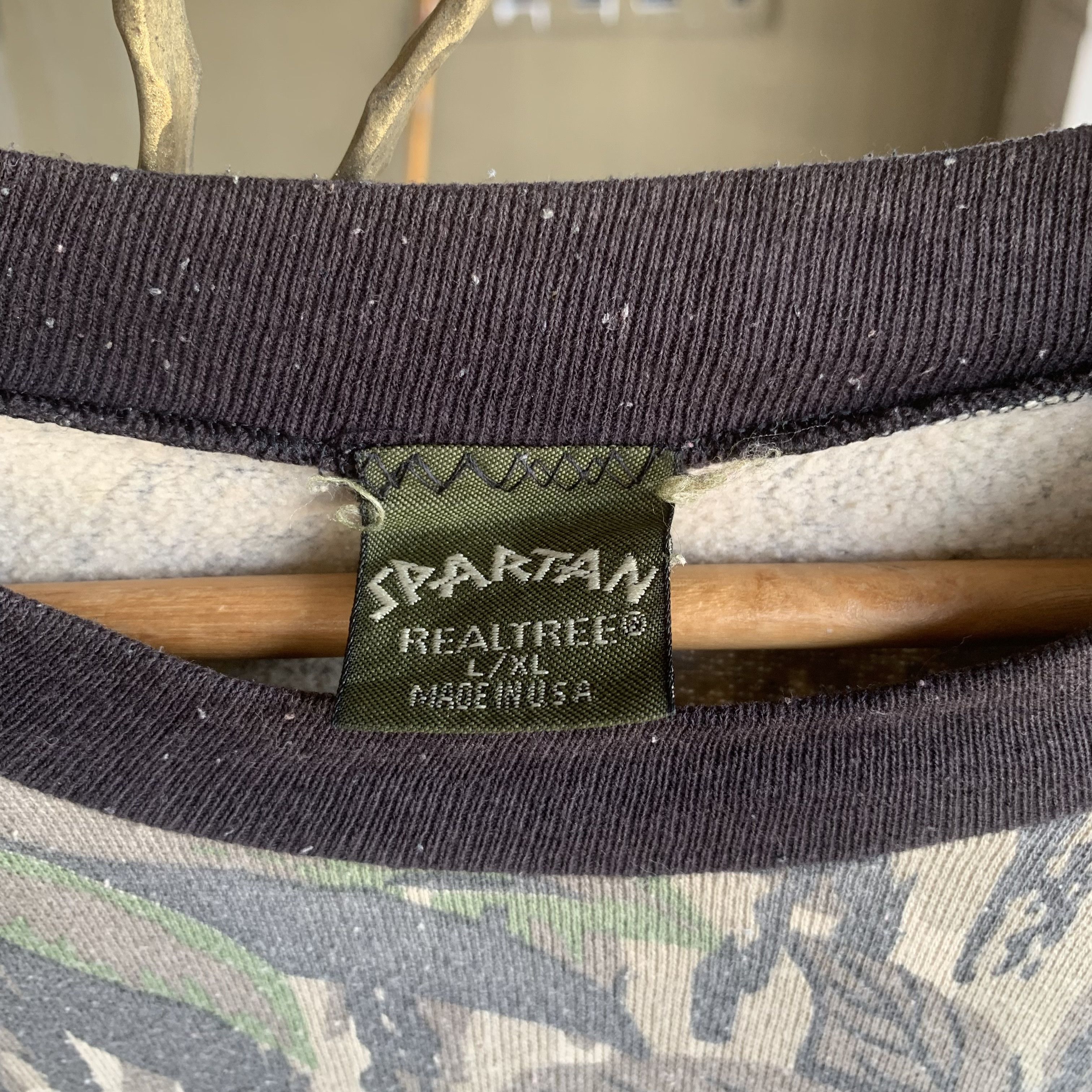Vintage SEND OFFERS 🔥 90’s Vintage Spartan Camo Real Tree Sweater Size US L / EU 52-54 / 3 - 6 Thumbnail