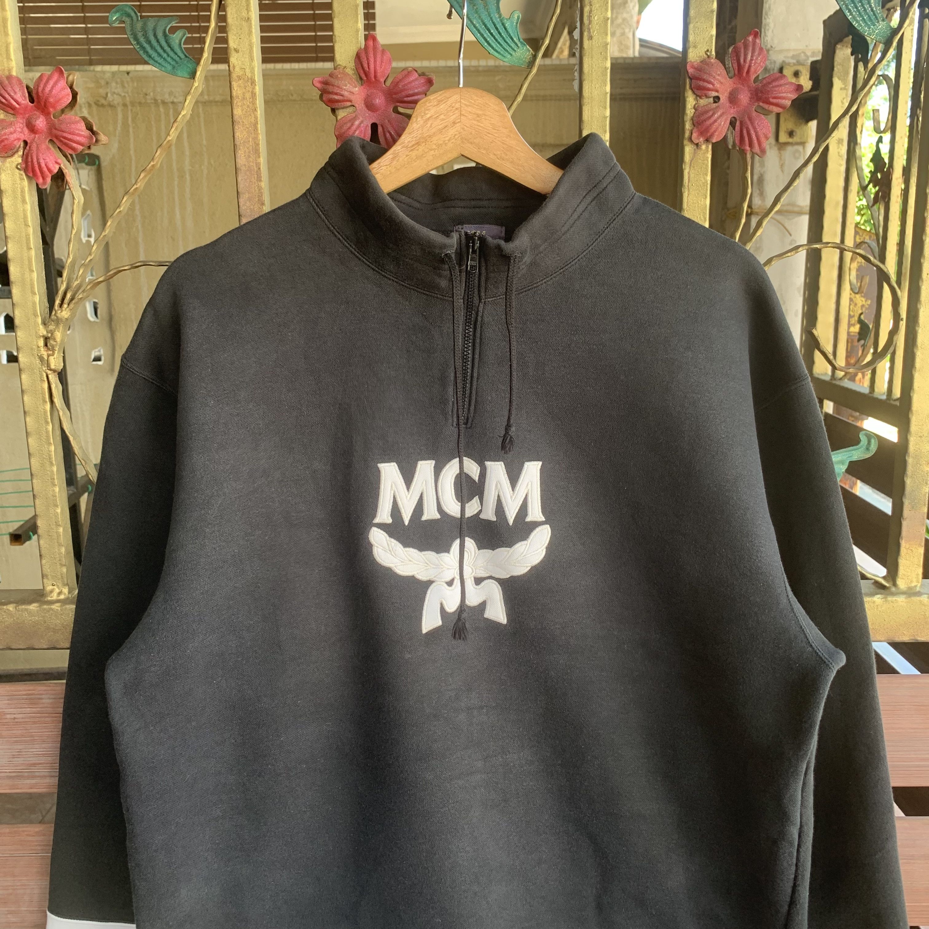 Japanese Brand MCM Big Logo Crewneck Jumper Pullover Sweater Size US L / EU 52-54 / 3 - 2 Thumbnail