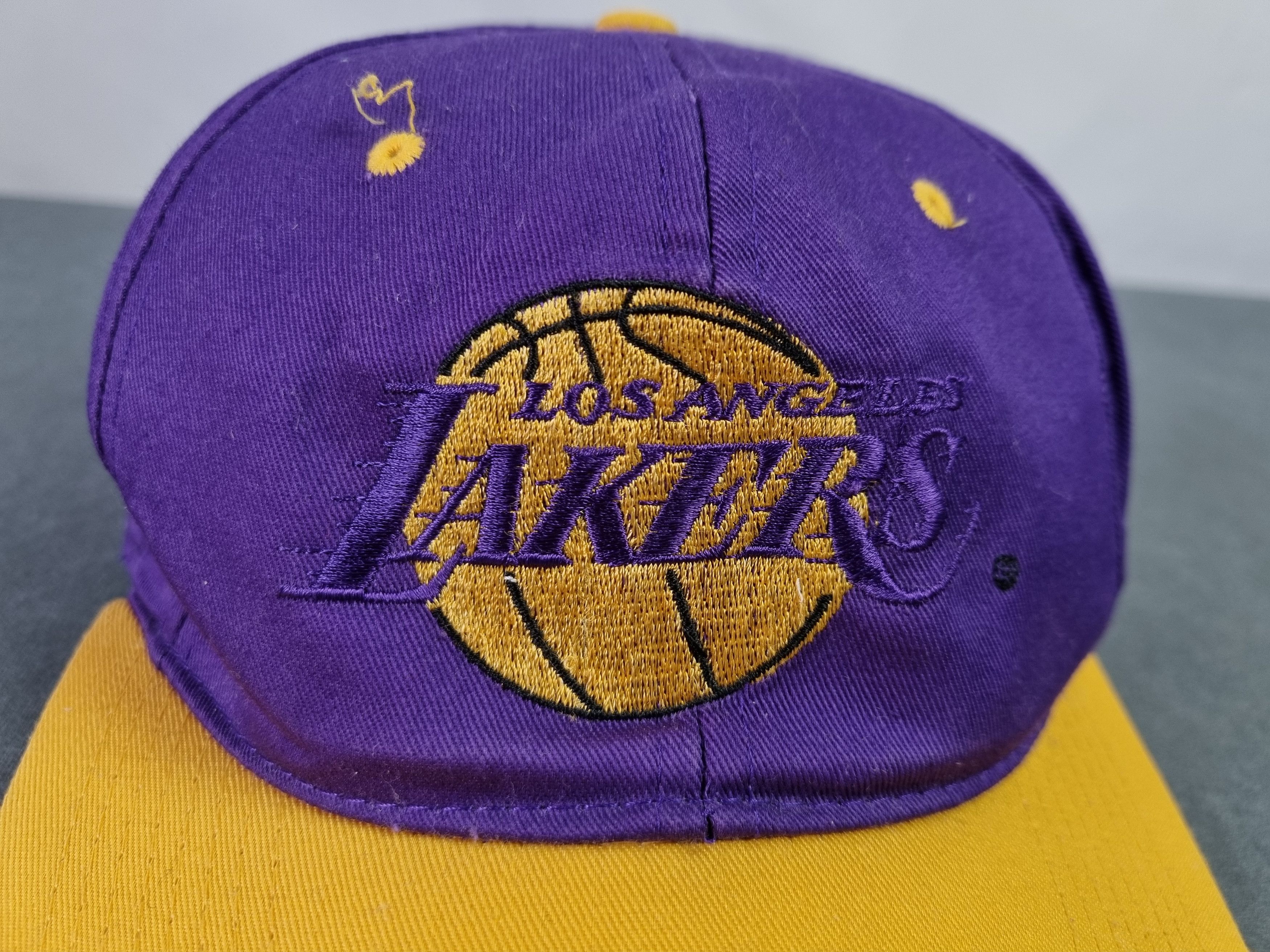 NBA × Vintage Vintage LA Los Angeles Lakers Big logo cap Kobe Size ONE SIZE - 2 Thumbnail