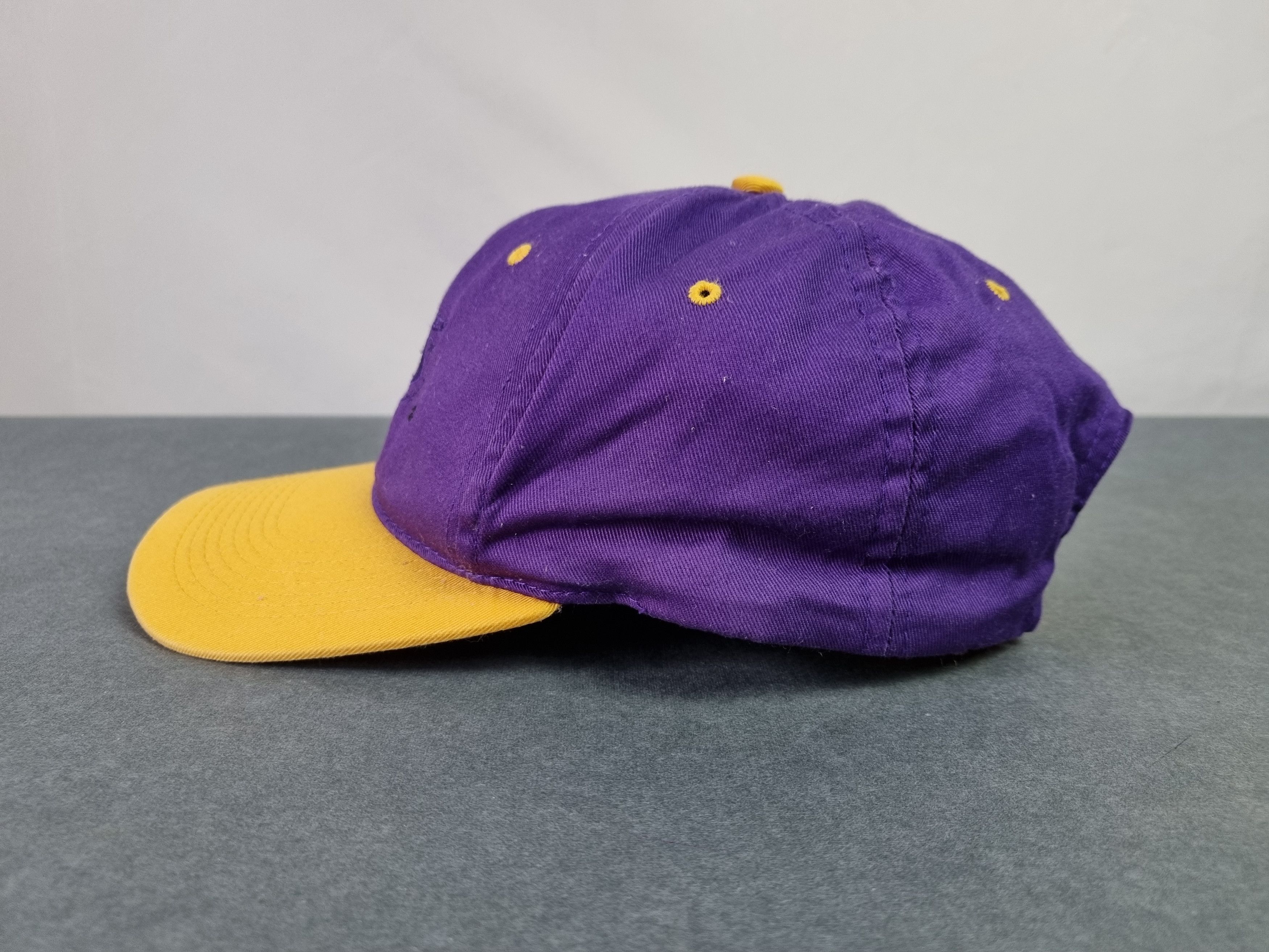 NBA × Vintage Vintage LA Los Angeles Lakers Big logo cap Kobe Size ONE SIZE - 4 Thumbnail
