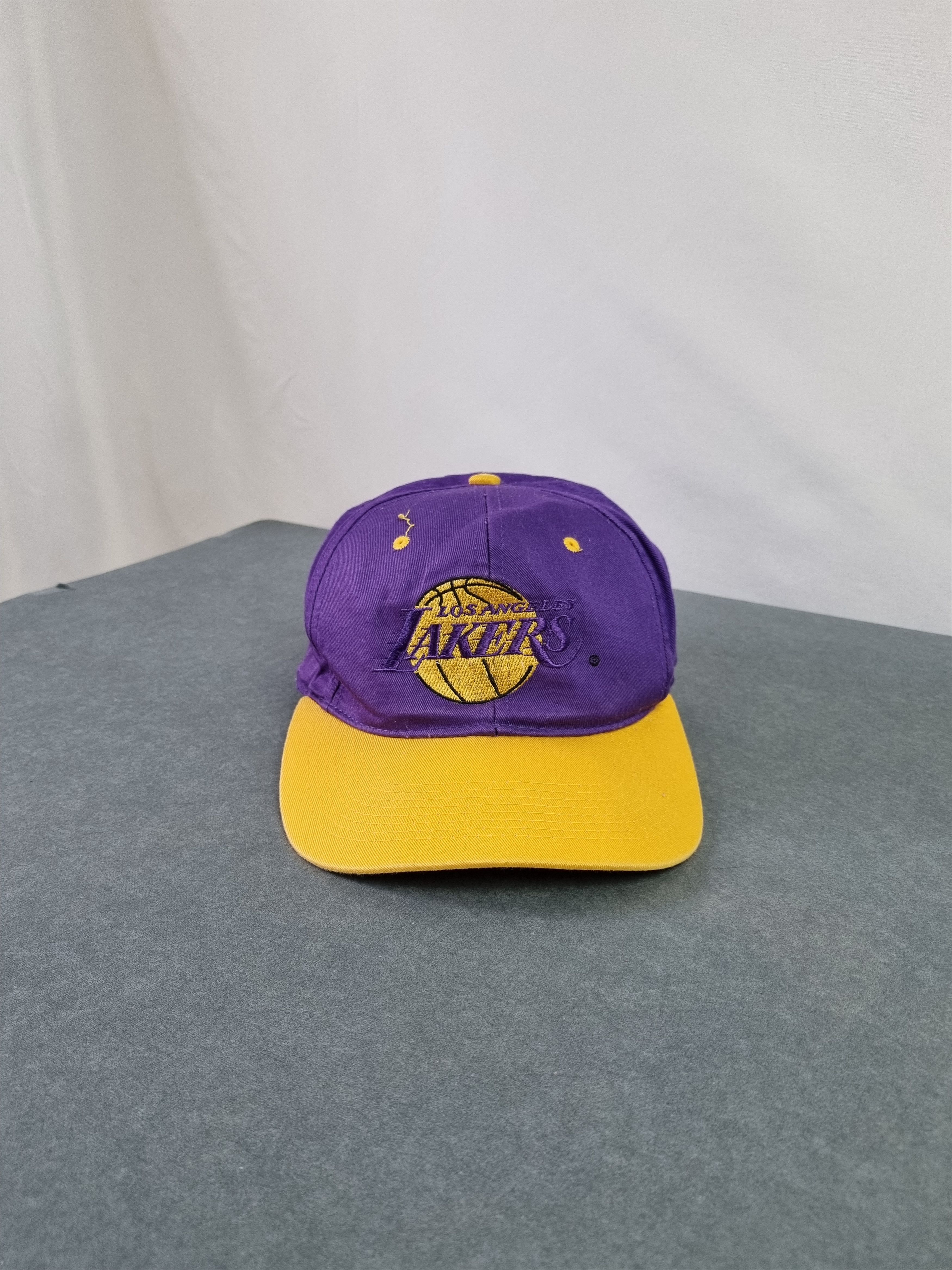 NBA × Vintage Vintage LA Los Angeles Lakers Big logo cap Kobe Size ONE SIZE - 10 Thumbnail