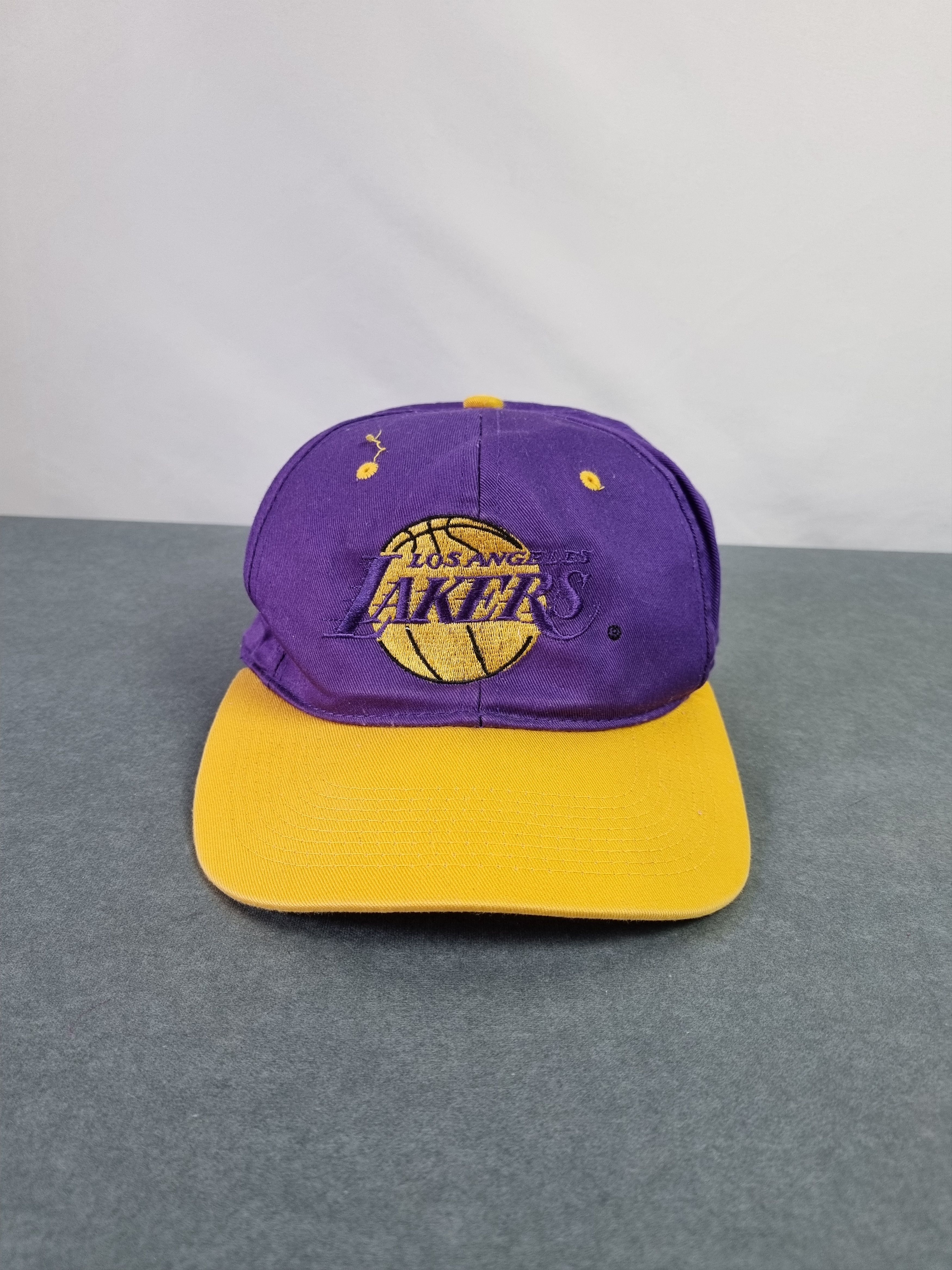 NBA × Vintage Vintage LA Los Angeles Lakers Big logo cap Kobe Size ONE SIZE - 3 Thumbnail