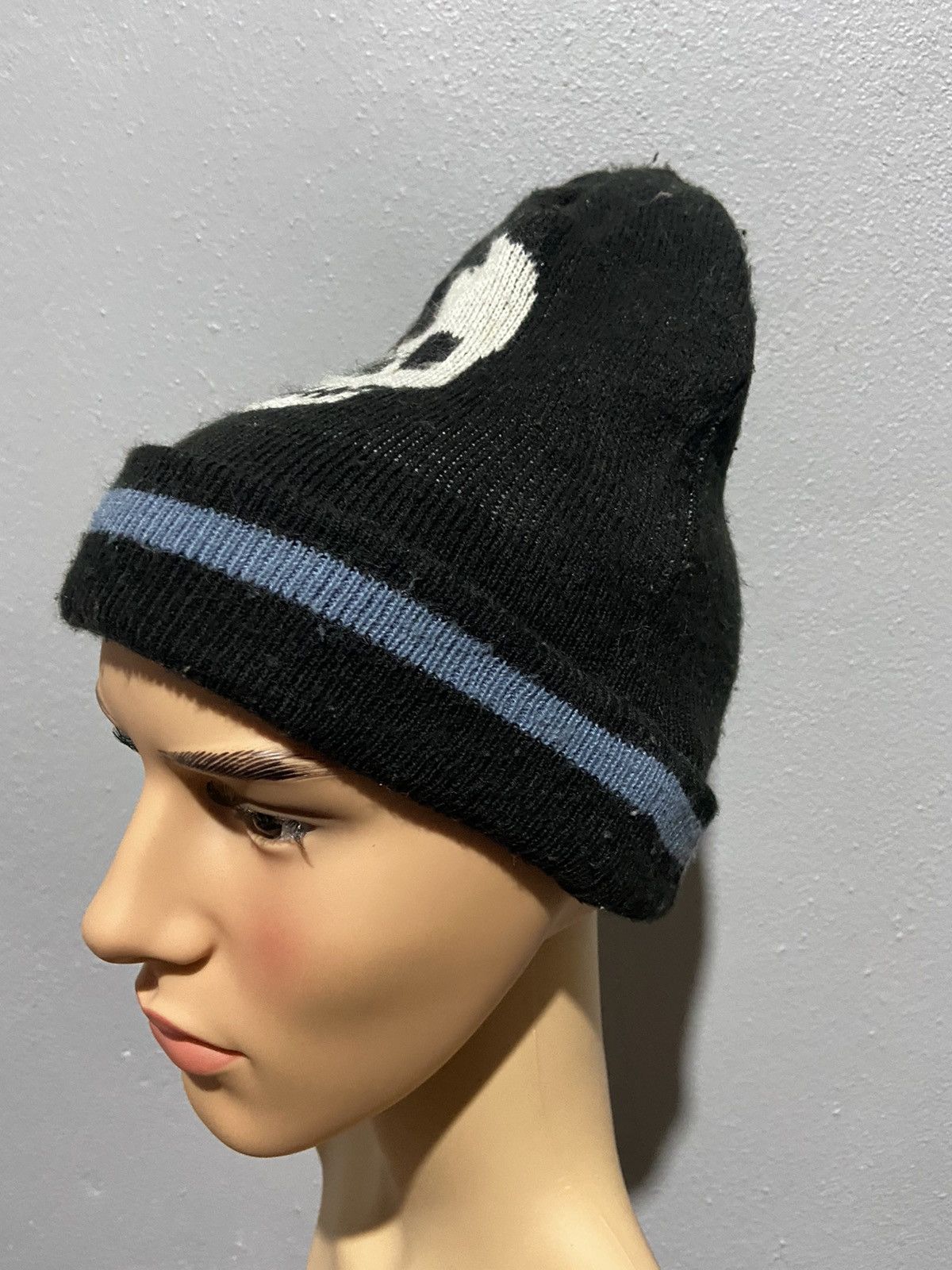 Japanese Brand 🔥SALE🔥SKULLS DESIGN KNITTED BEANIE Size ONE SIZE - 3 Thumbnail