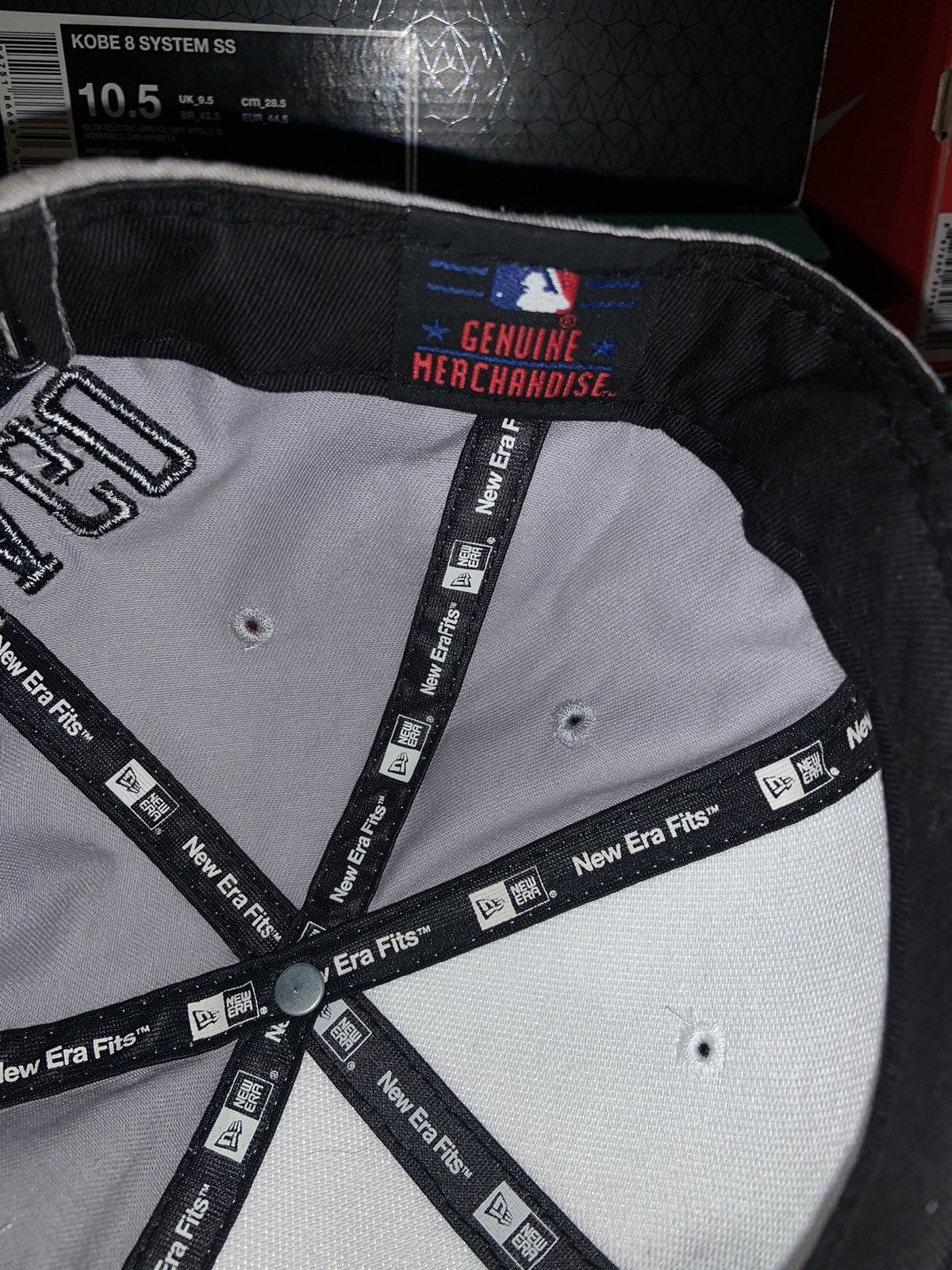 MLB Chicago White Sox Snapback Hat Size ONE SIZE - 5 Thumbnail