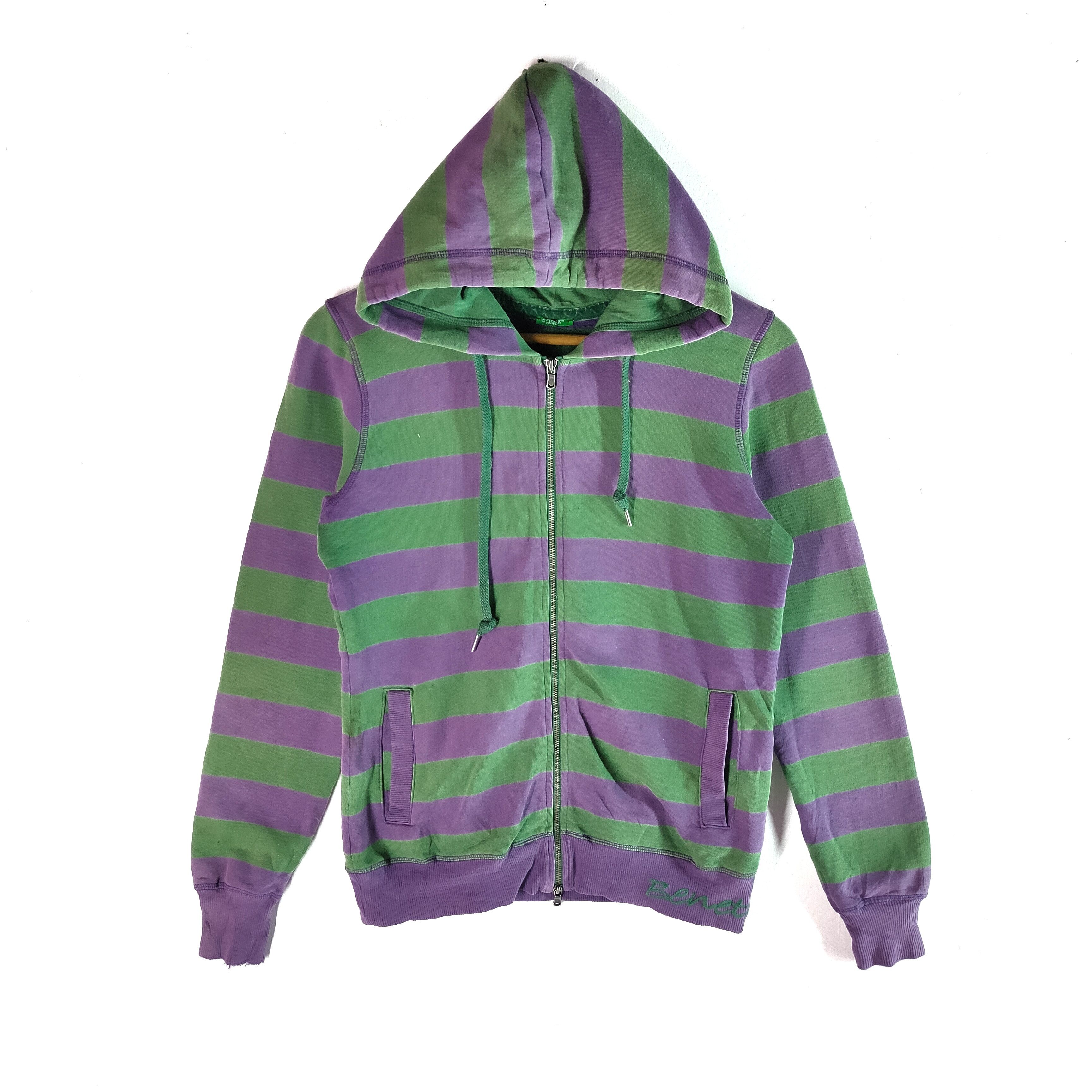 image of United Colors Of Benetton United Color Of Benetton Stripe Pattern Hoodie Sweatshirt (Size Medium)