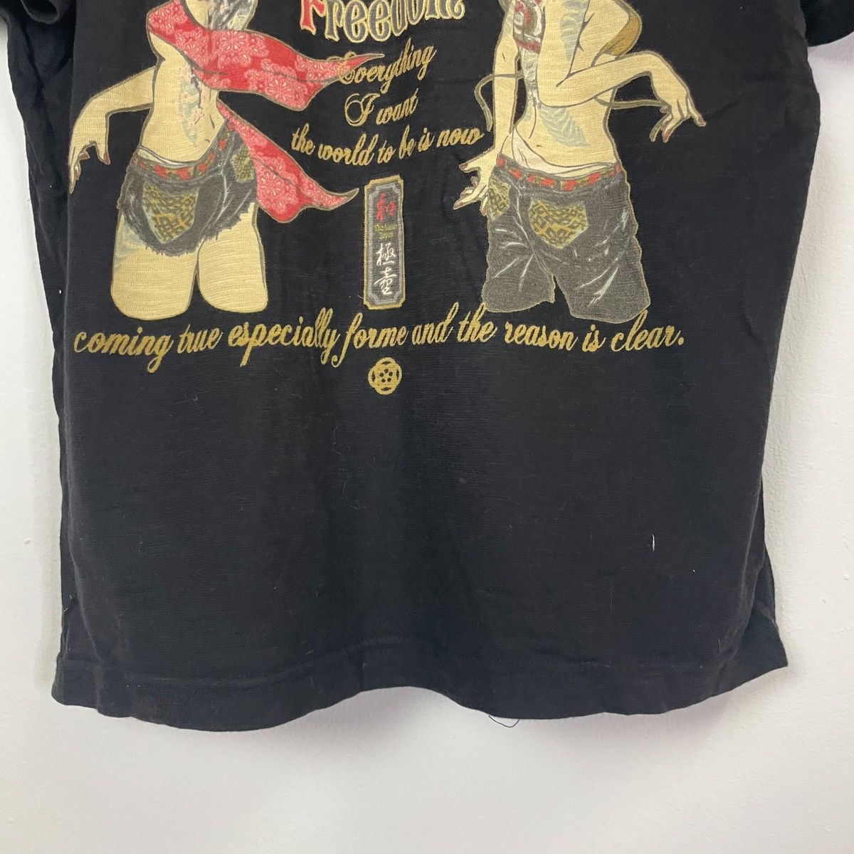 Japanese Brand Vintage Bullet Noise Sexy Girl Tee Size US L / EU 52-54 / 3 - 10 Thumbnail